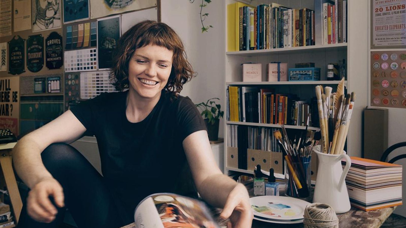 La directora de arte galesa Annie Atkins.