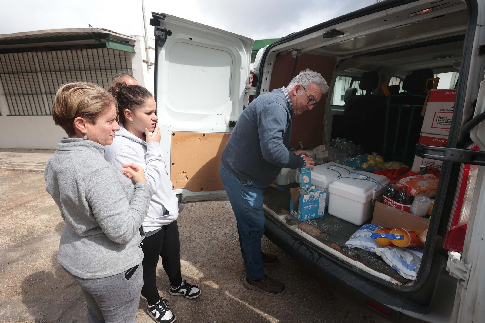 Dispositivo de Cáritas para los desalojados por las inundaciones en la zona rural de Jerez
