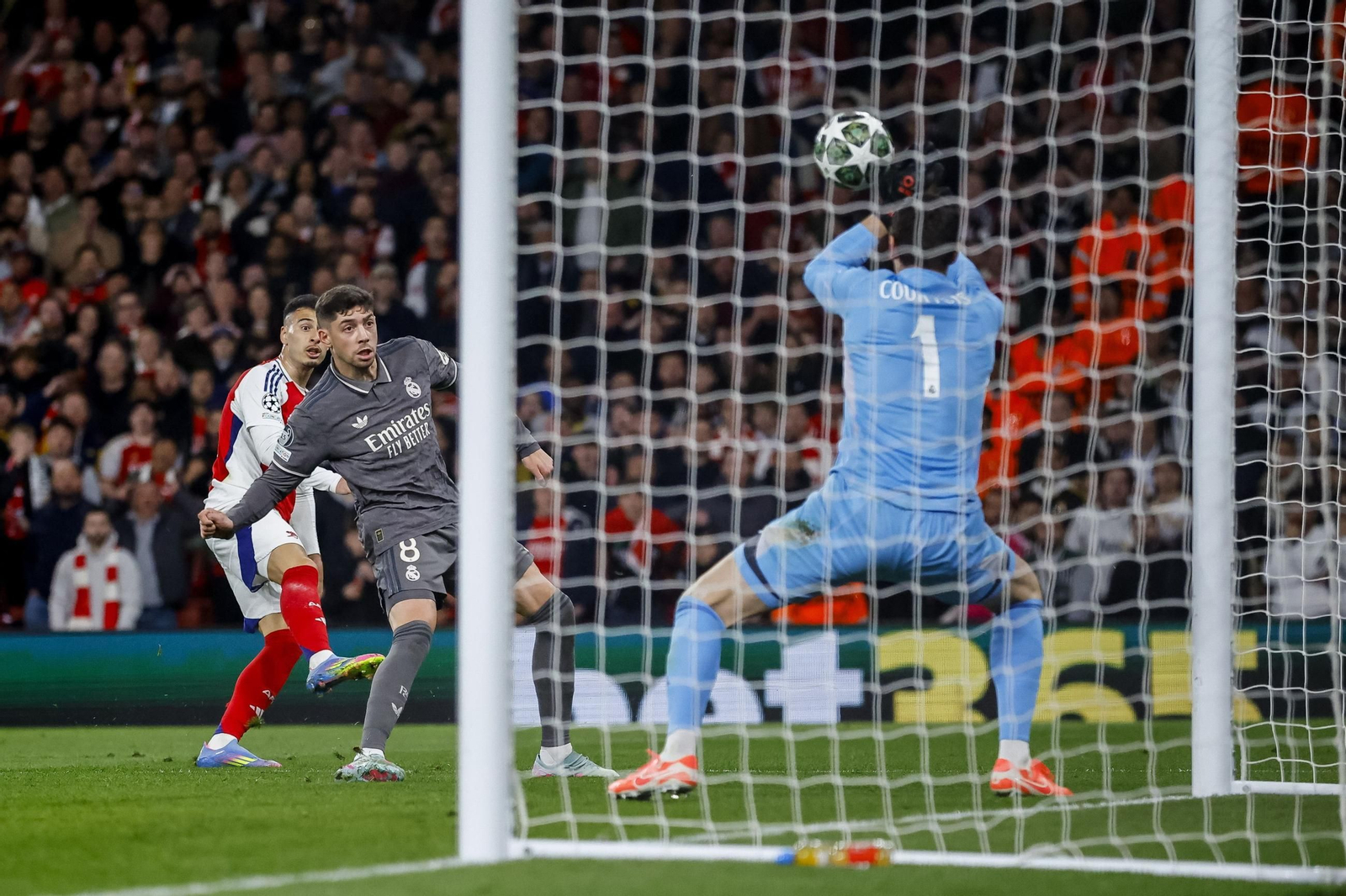 Las mejores fotos del Arsenal - Real Madrid