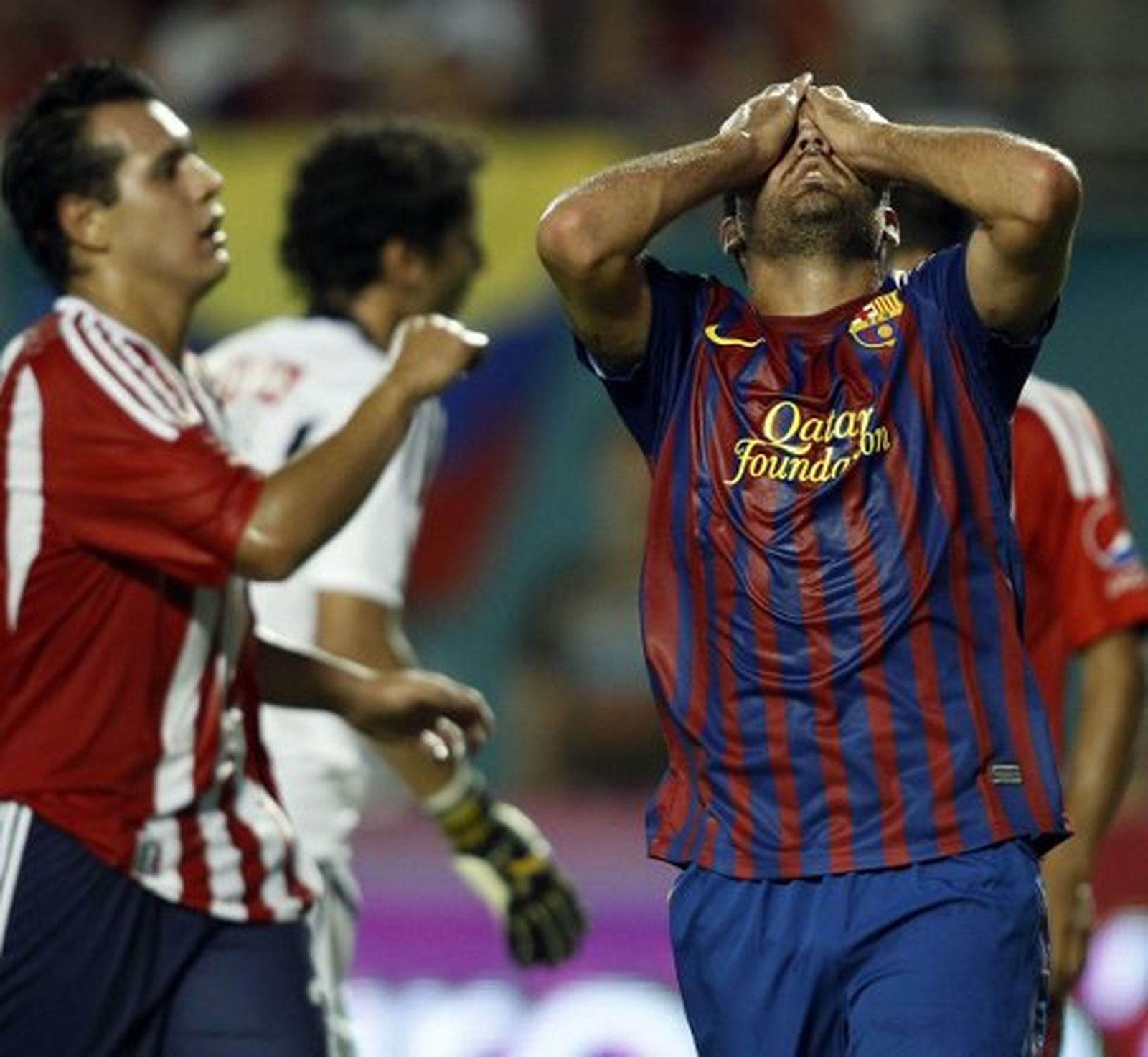 Chivas humilla al campeón