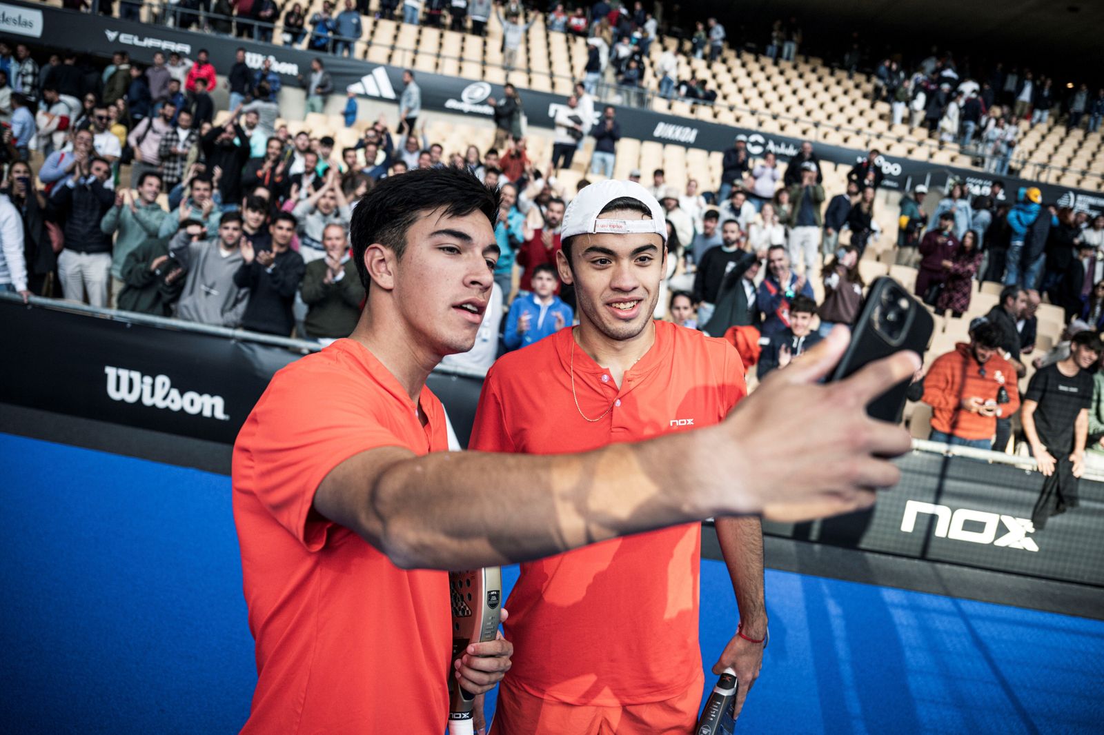 Las mejores fotos de la segunda jornada del pádel en el Estadio de la Cartuja