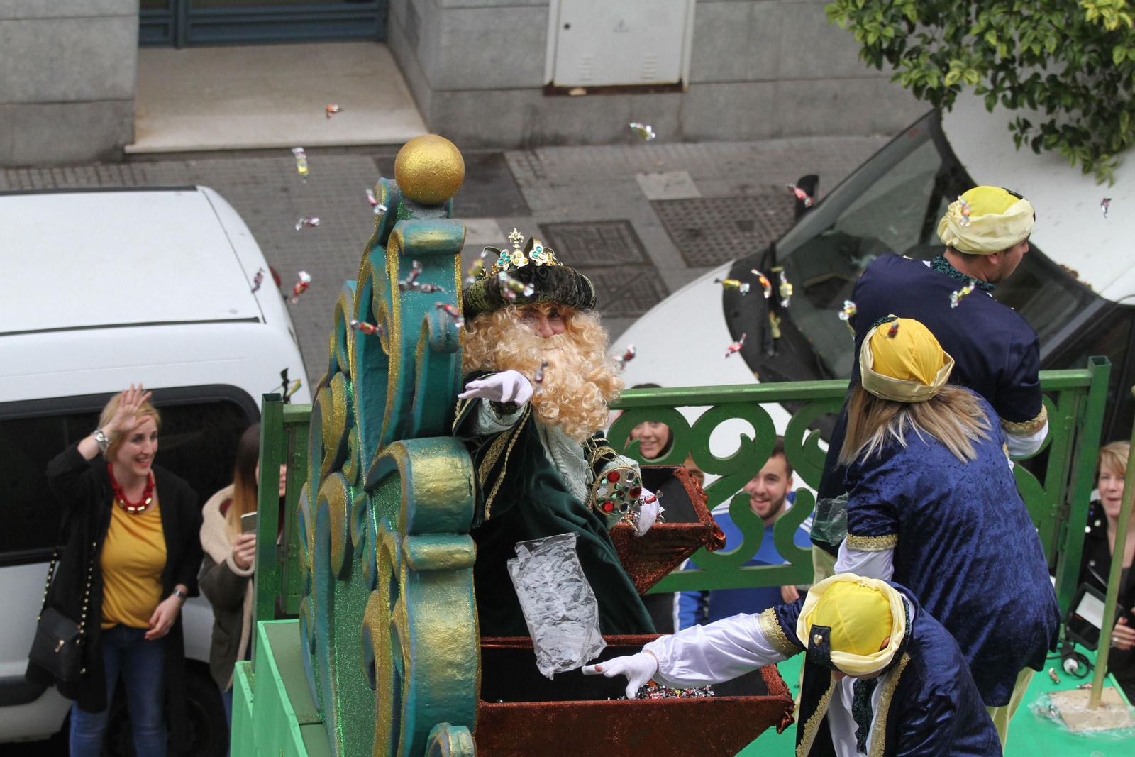 Cabalgata de los Reyes Magos 2018: Melchor, Gaspar y Baltazar adelantan su salida para llenar de ilusión las calles de Huelva