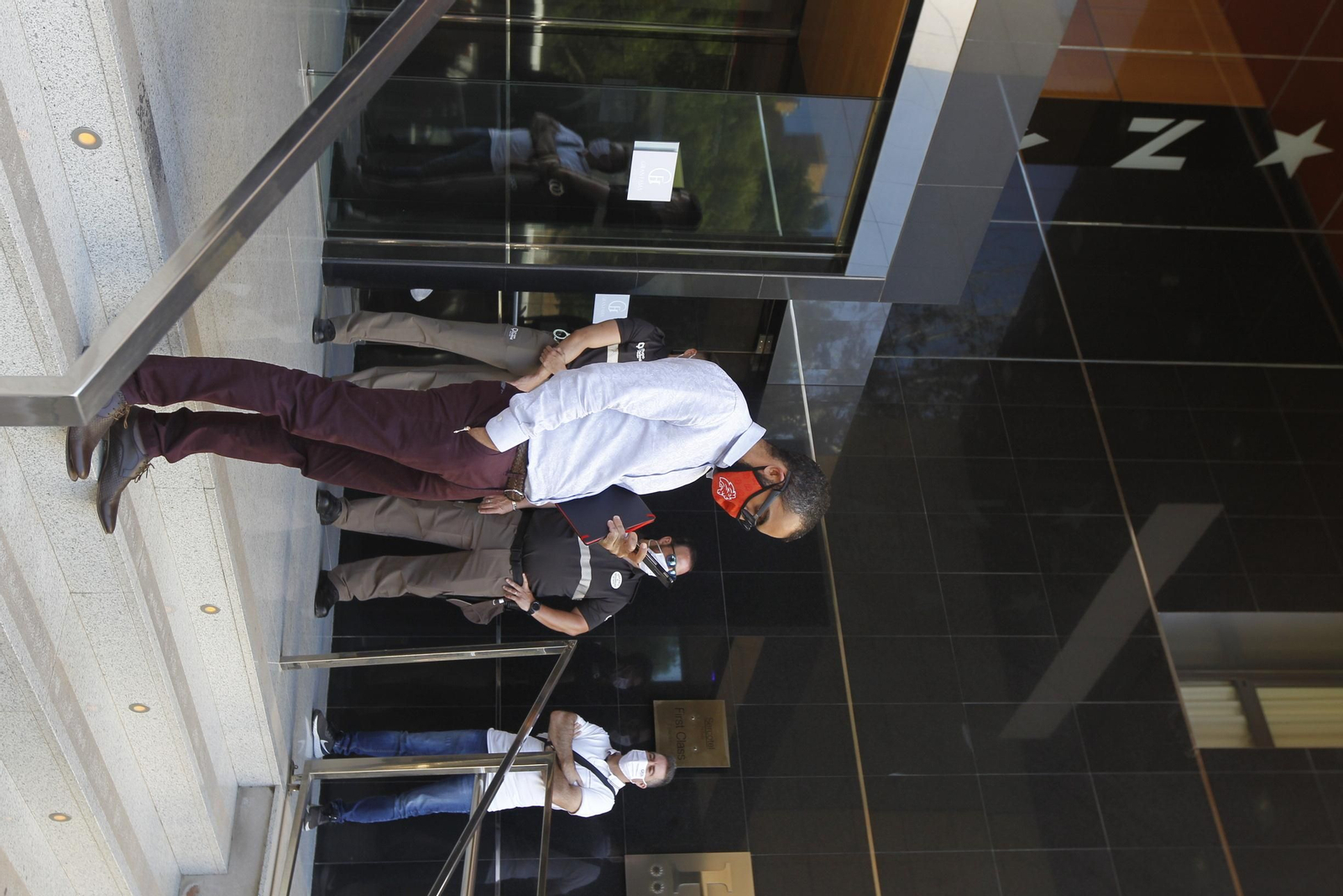 Fotogalería de la afición del Almería antes del partido ante el Girona