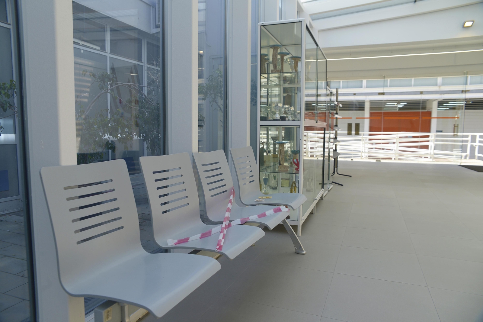 Fotos de las clases de la UCA con las restricciones de la Junta.