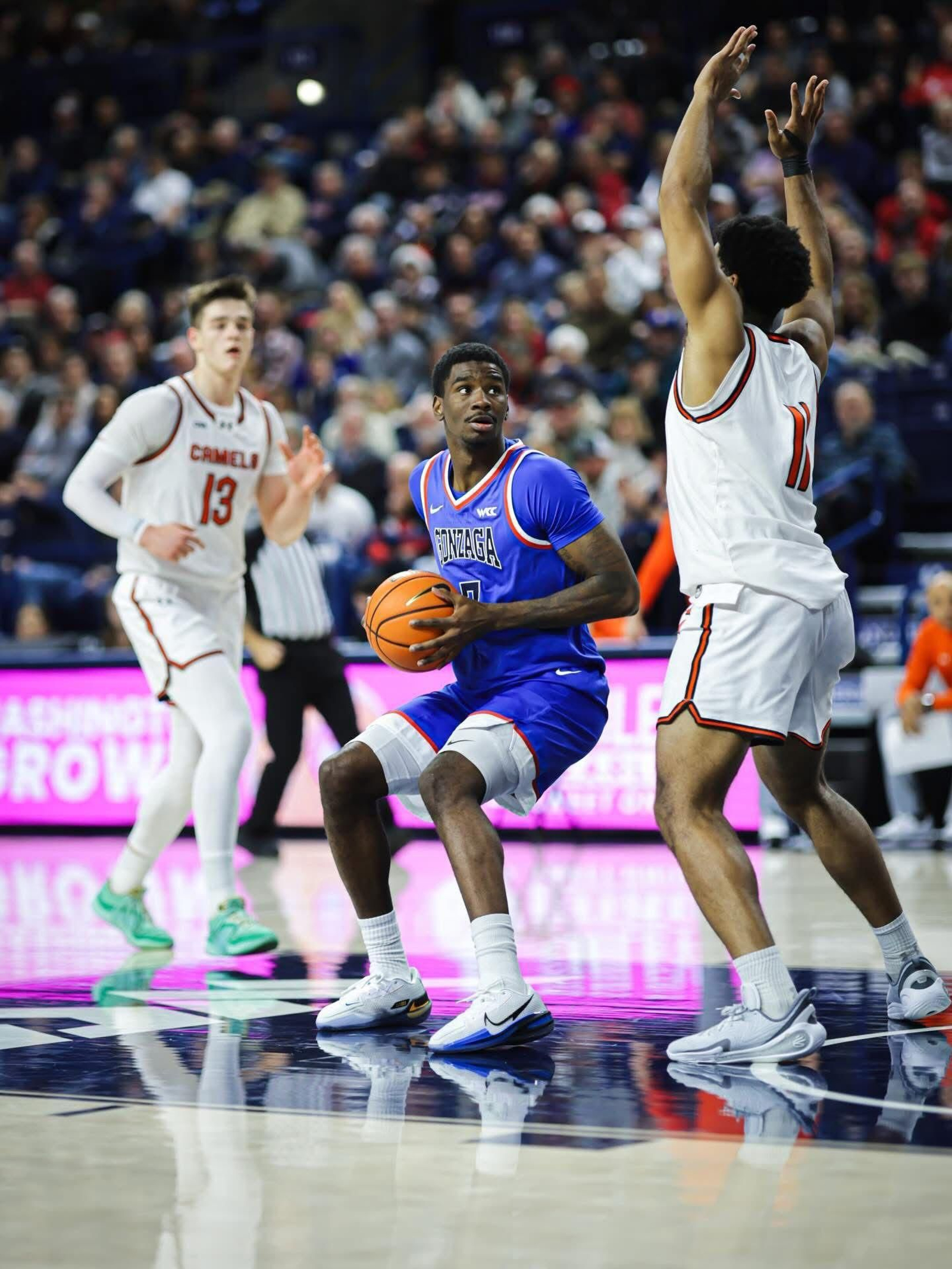 NCAA: Mario Saint Supéry suma minutos y confianza en Gonzaga