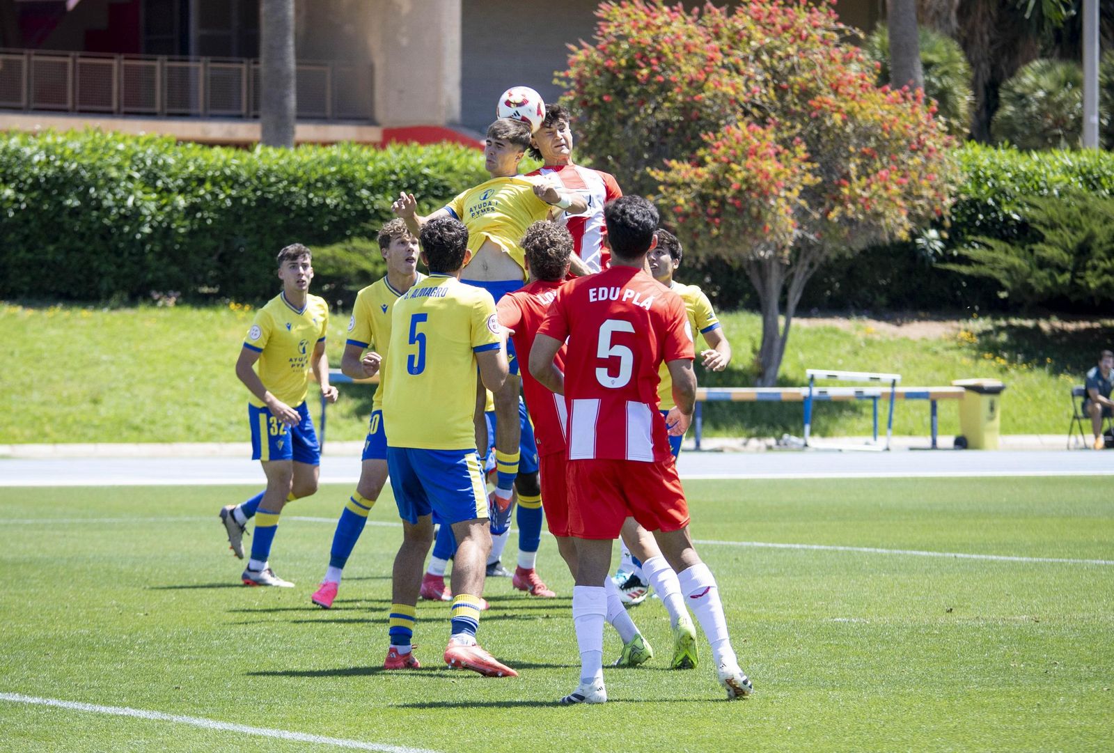 Partido de Segunda RFEF entre el Almería B y el Cádiz Mirandilla
