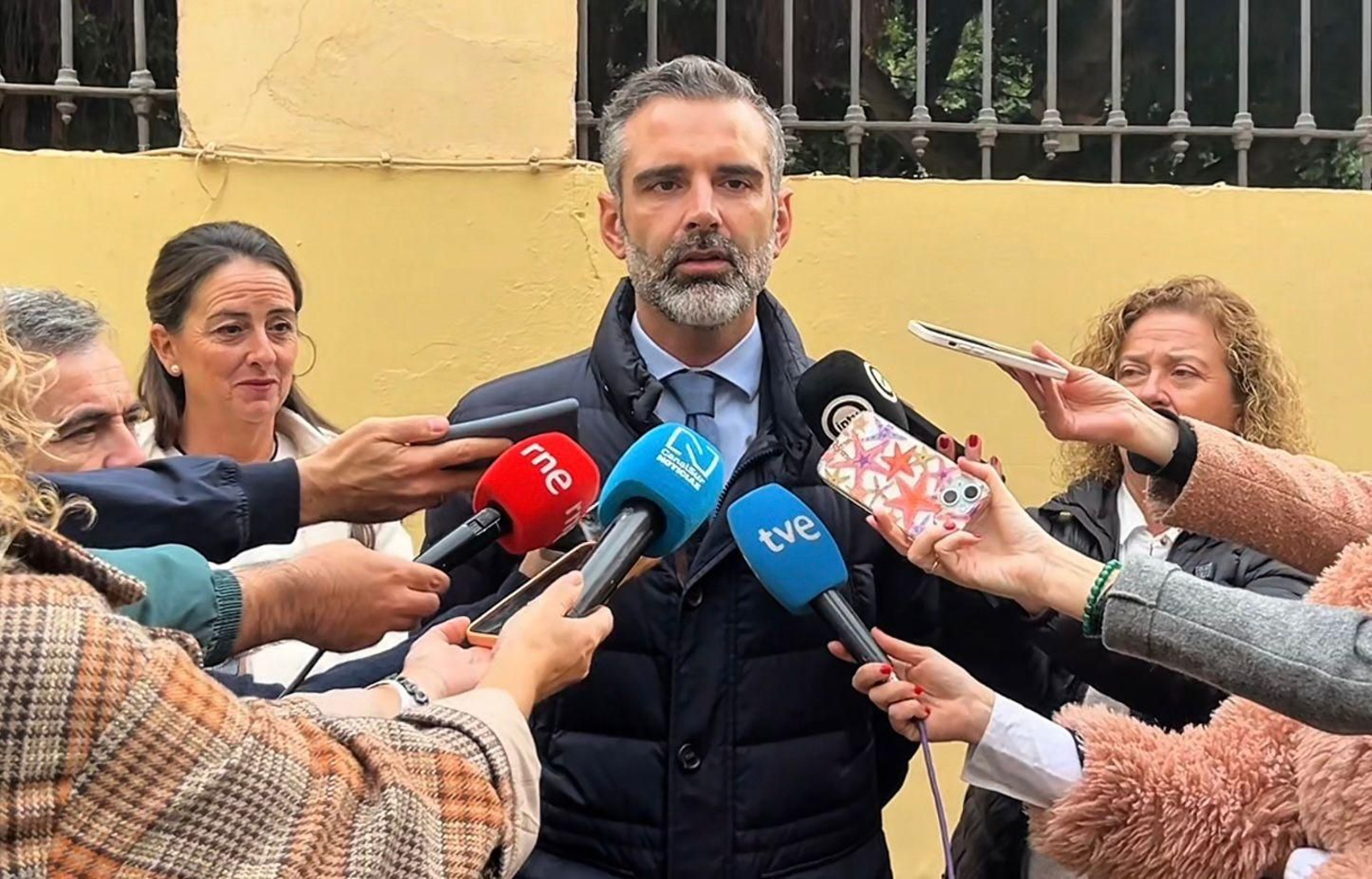 Atención a los medios del consejero.