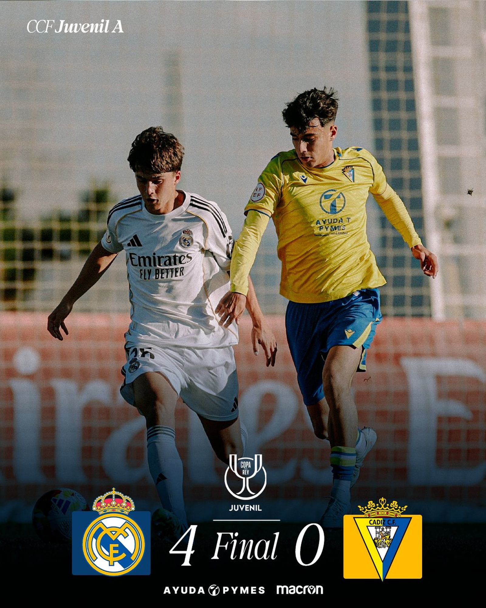 Imagen del duelo entre blancos y amarillos en la ciudad deportiva madridista.