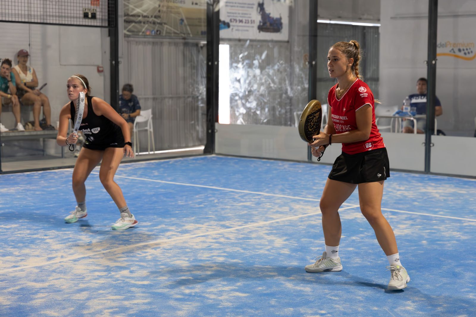 Las finales y la entrega de premios del Campeonato de Andalucía de pádel, en imágenes