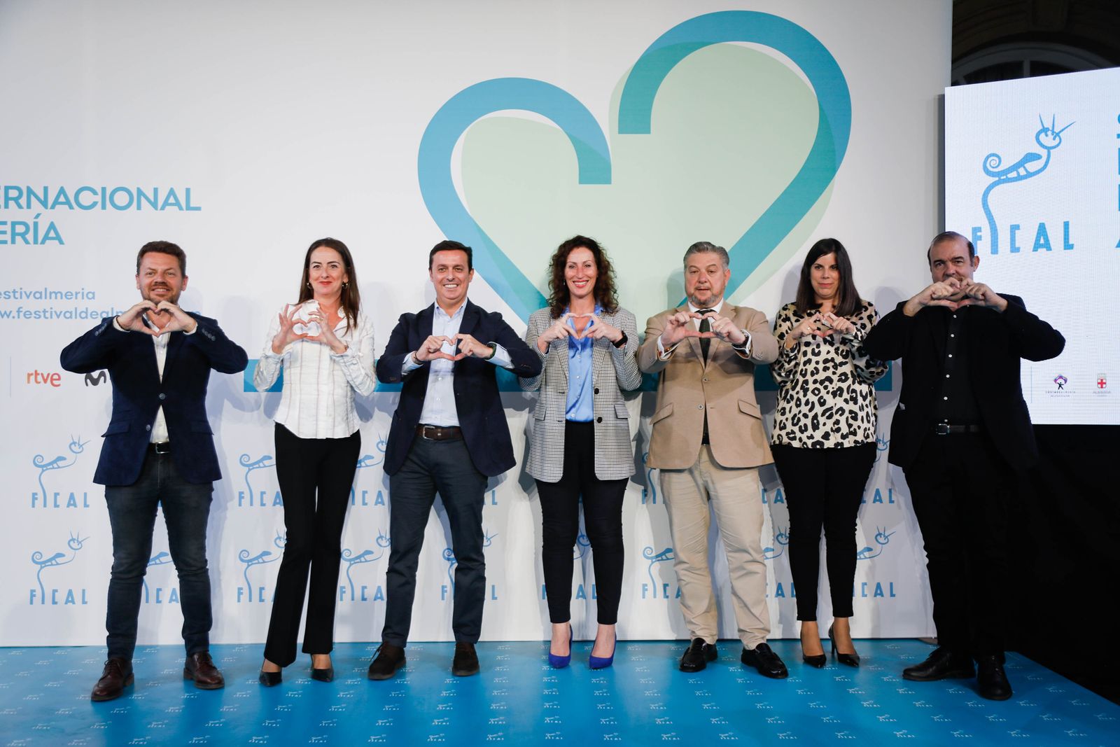 José Ángel Vélez, Aránzazu Martín, Javier A. García, María del Mar Vázquez, Diego Cruz, Almudena Morales y Enrique Iznaola.