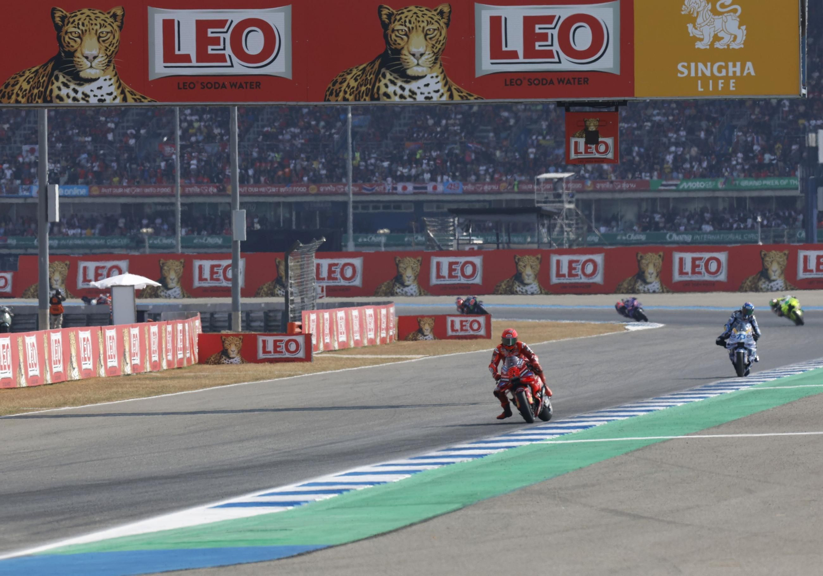 Las fotos del primer triunfo de Marc Márquez en la temporada