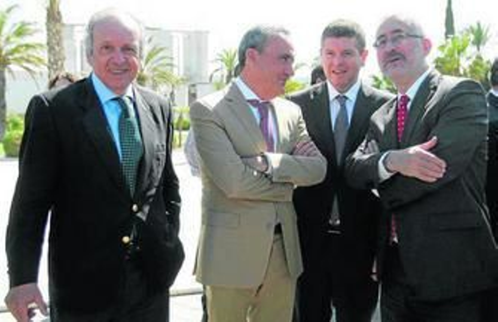 José Luis Marín (presidente Endesa Gas), Cosentino, Fernando Bergasa (consejero deleg. Endesa Gas) y Antonio Ávila.