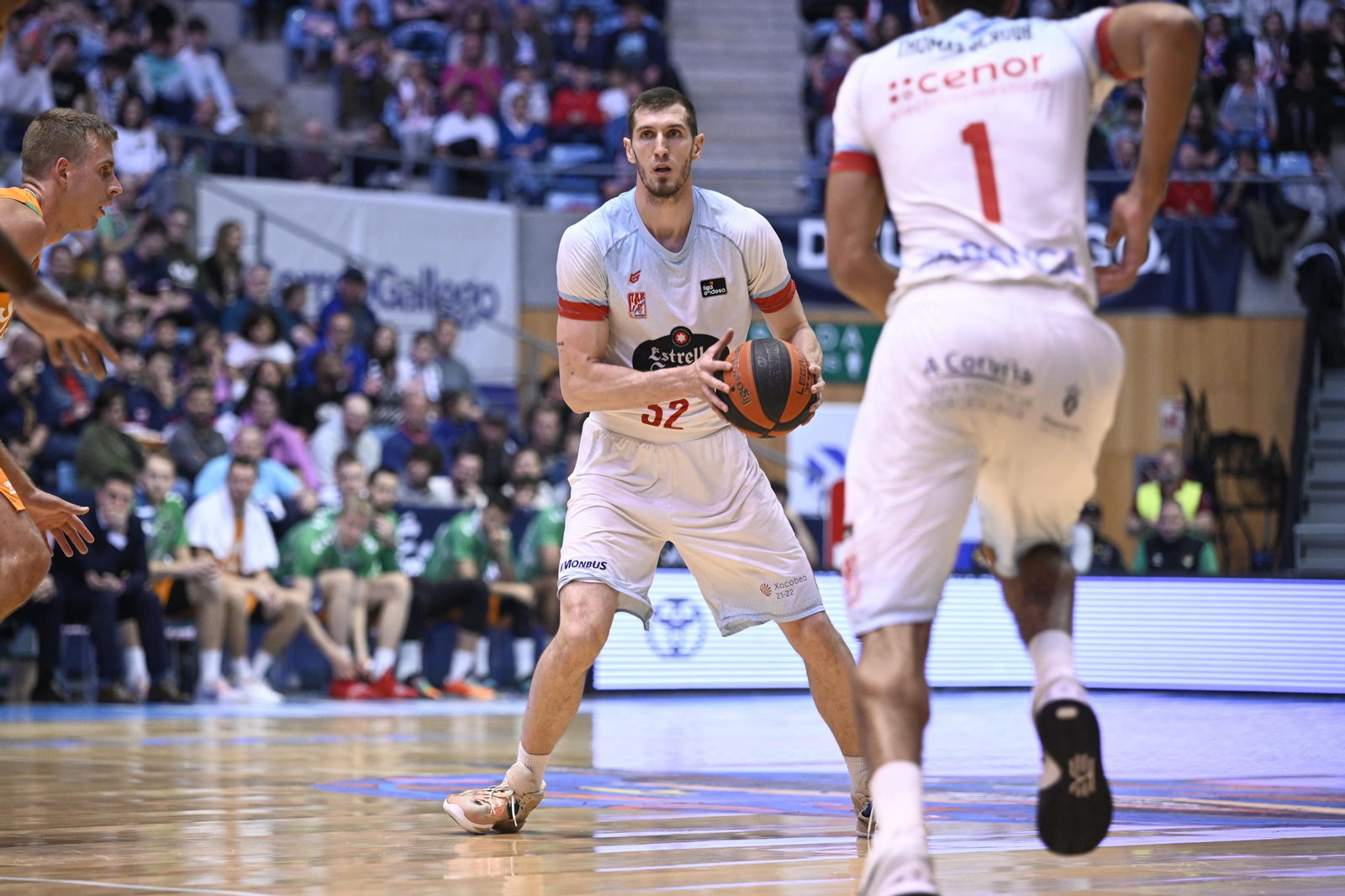 Las fotos del Obradoiro - Betis Baloncesto