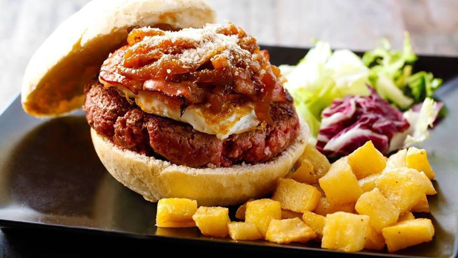 2. LITOS. FOTO DEL ESTABLECIMIENTO.