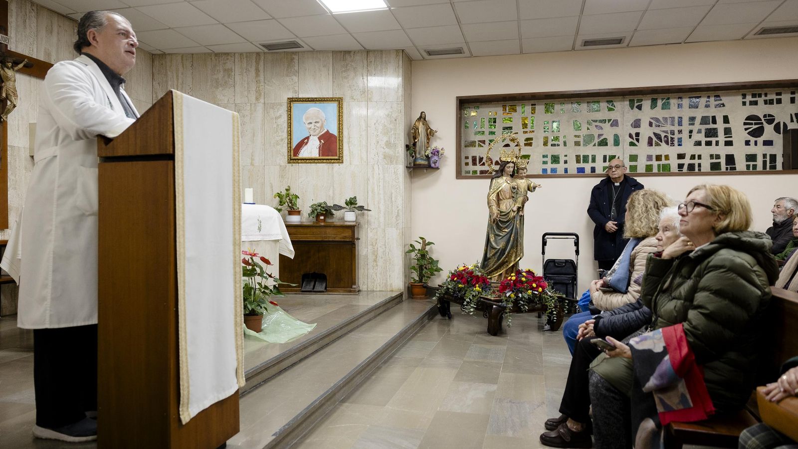 María Auxiliadora, en la capilla del hospital Puerta del Mar de Cádiz