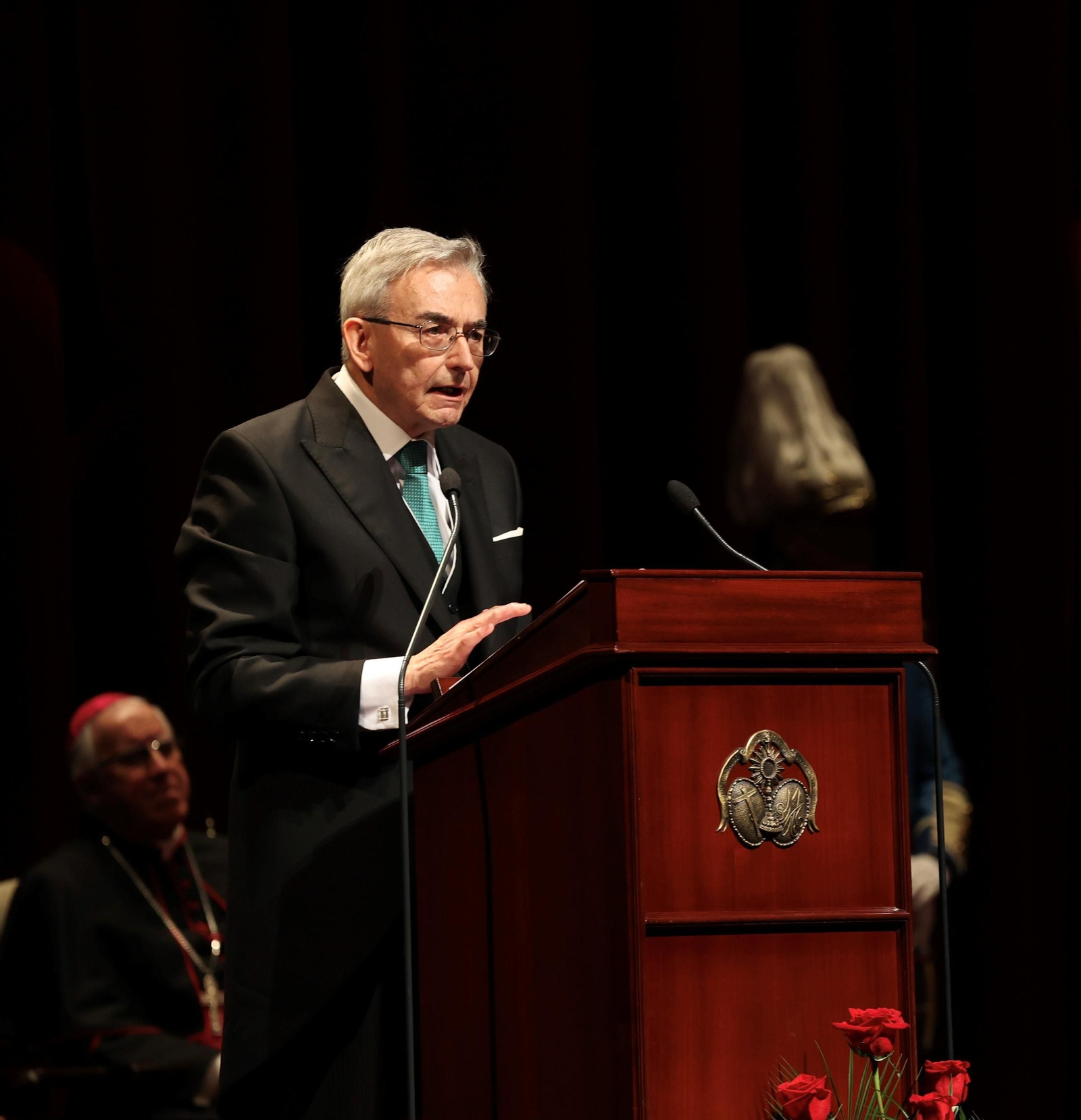 Las imágenes del pregón de la Semana Santa de Sevilla con José Joaquín León