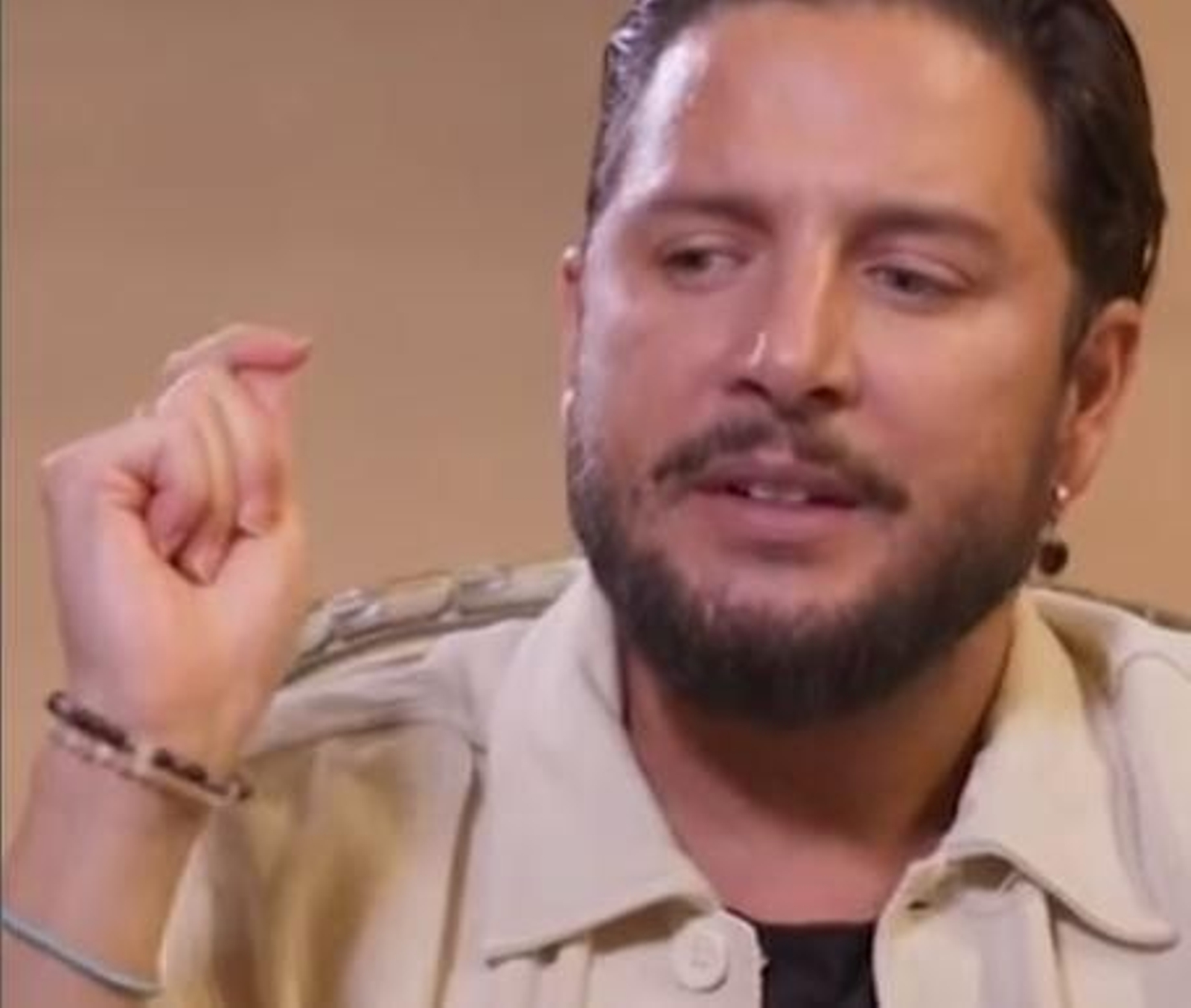Manuel Carrasco habla sobre Elena Huelva en su documental. Manuel Carrasco habla sobre Elena Huelva en su documental.