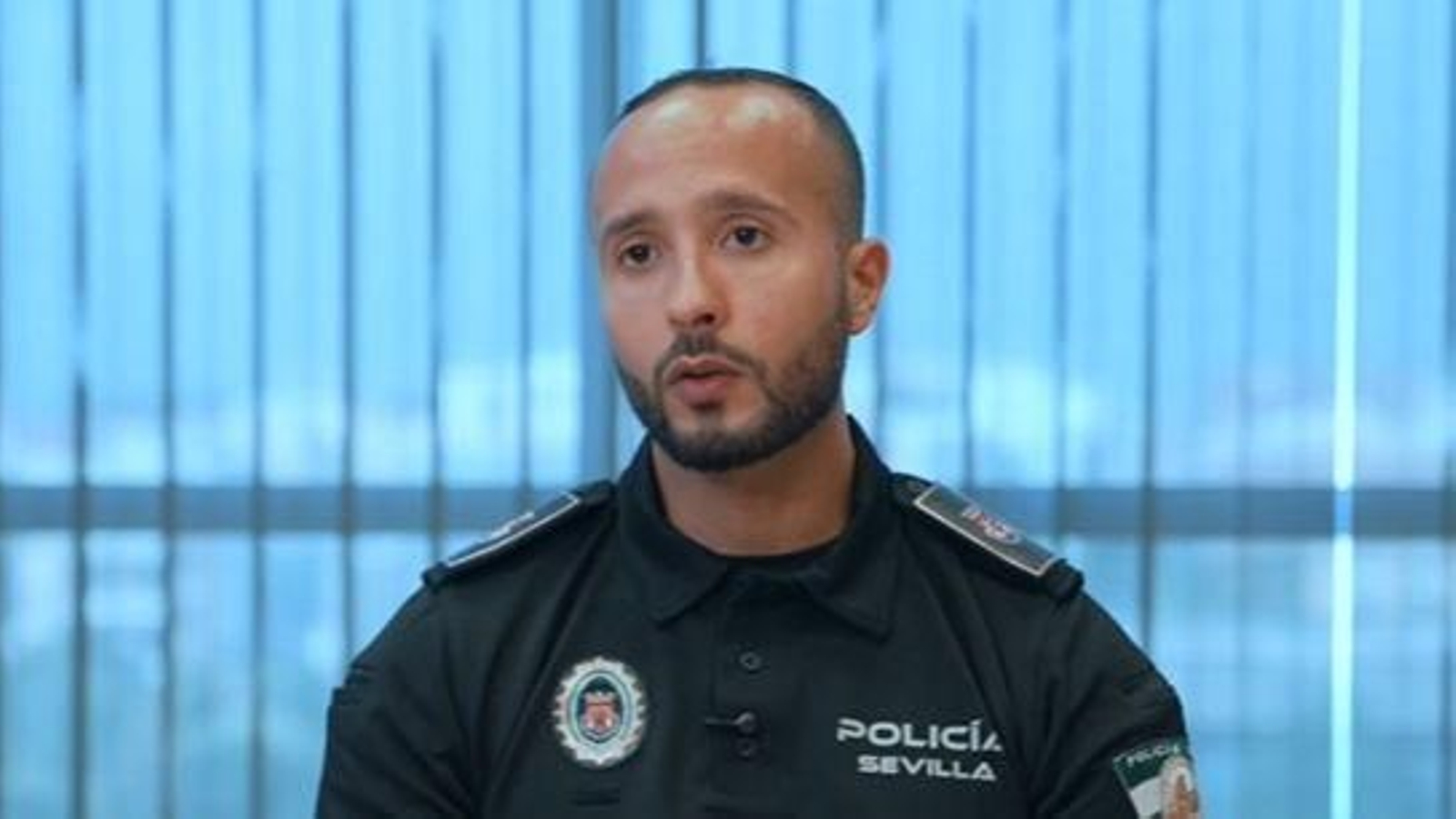 El policía local de Sevilla Maroaune Chhayby.