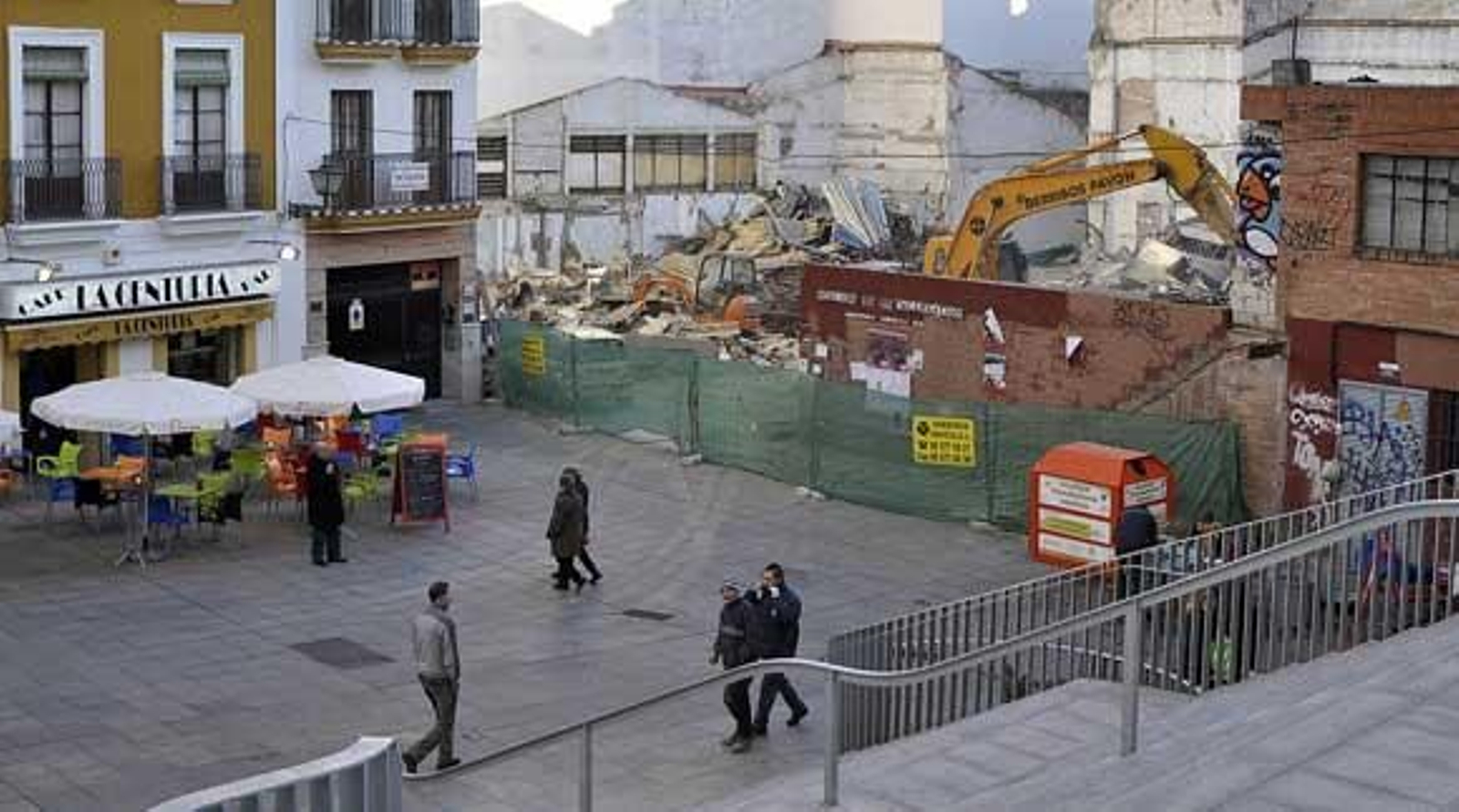 Un aparcamiento en rasante en el solar de la Encarnación