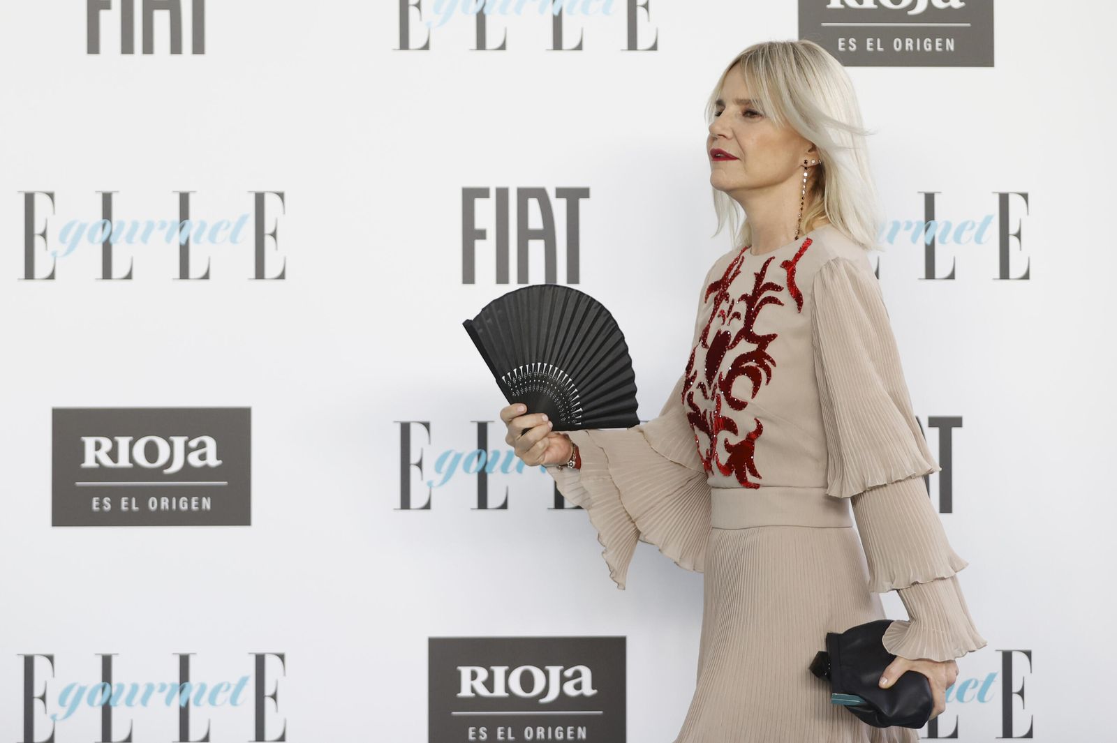 Eugenia Martínez de Irujo, siempre con su abanico en el photocall