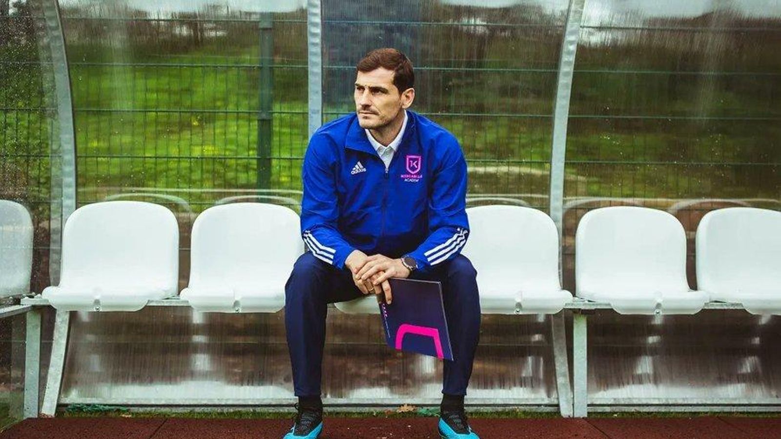 Iker Casillas, con su campus. Iker Casillas, con su campus.