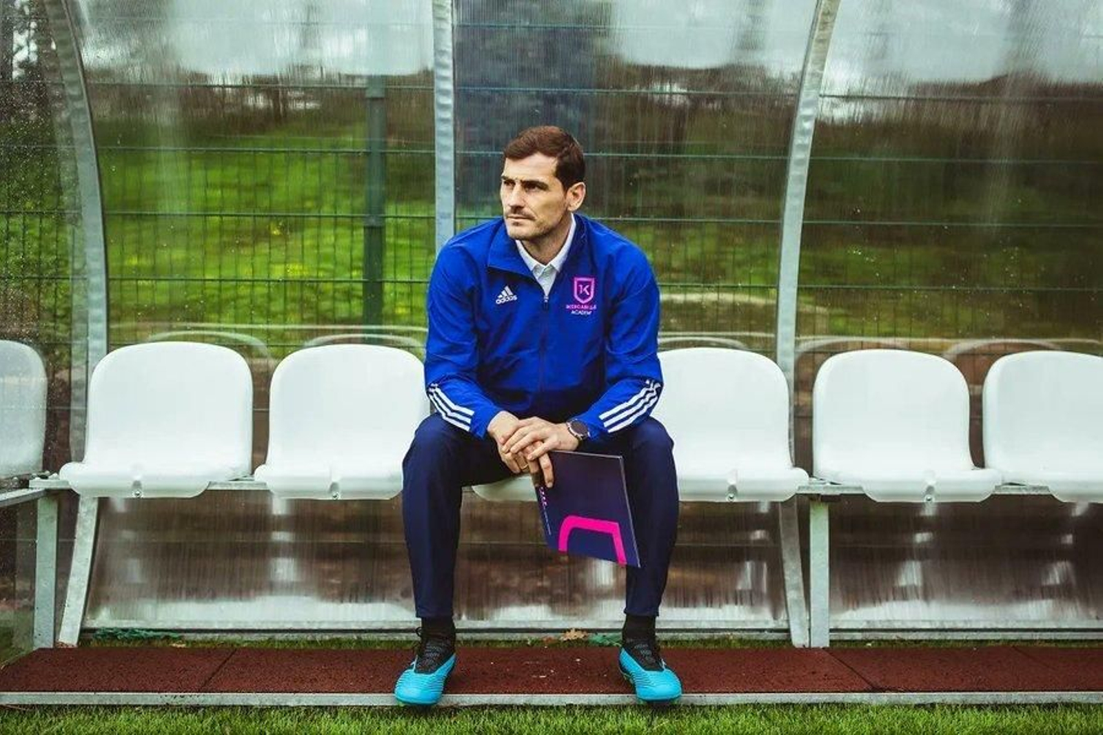Iker Casillas elige a Málaga Iker Casillas elige a Málaga