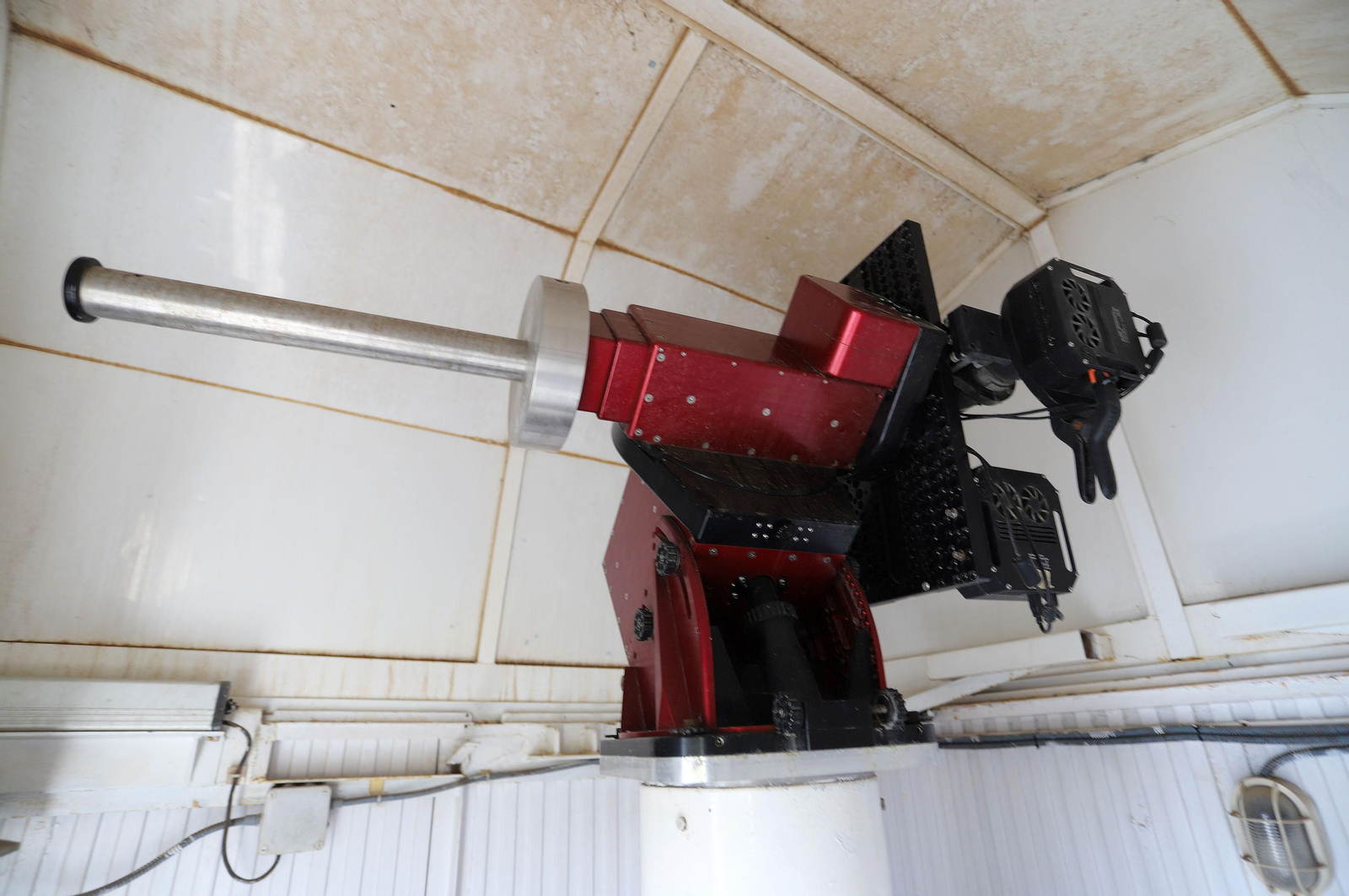 La red mundial de telescopios espaciales con sede en Huelva, en imágenes