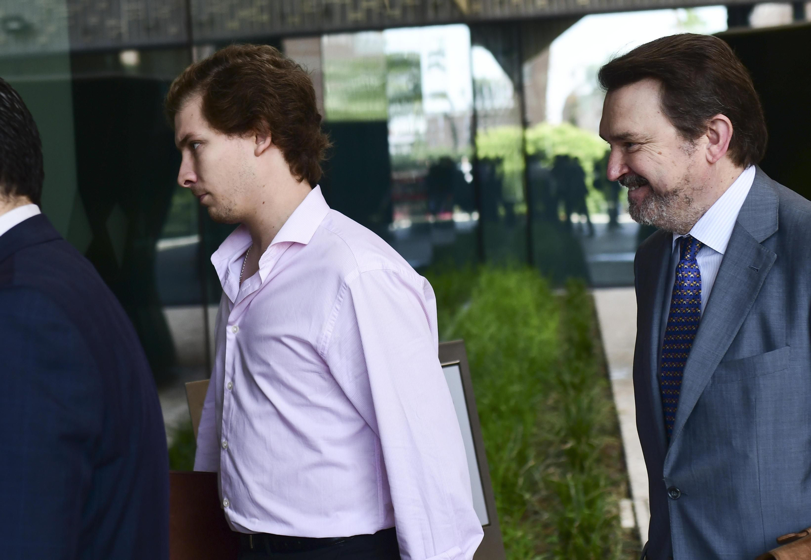 Dolores Amo entra al juzgado para prestar declaración.