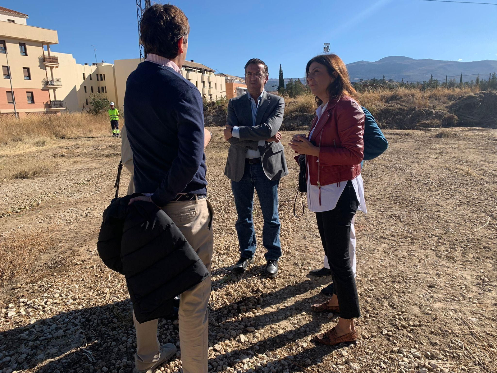 Visita de la alcaldesa al inicio de las obras. Visita de la alcaldesa al inicio de las obras.