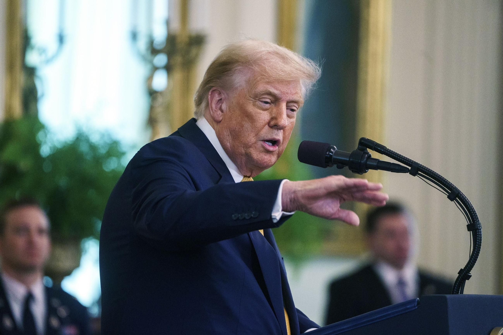 El presidente de EEUU, Donald Trump, padece una insuficiencia venosa, una afección habitual a su edad.
