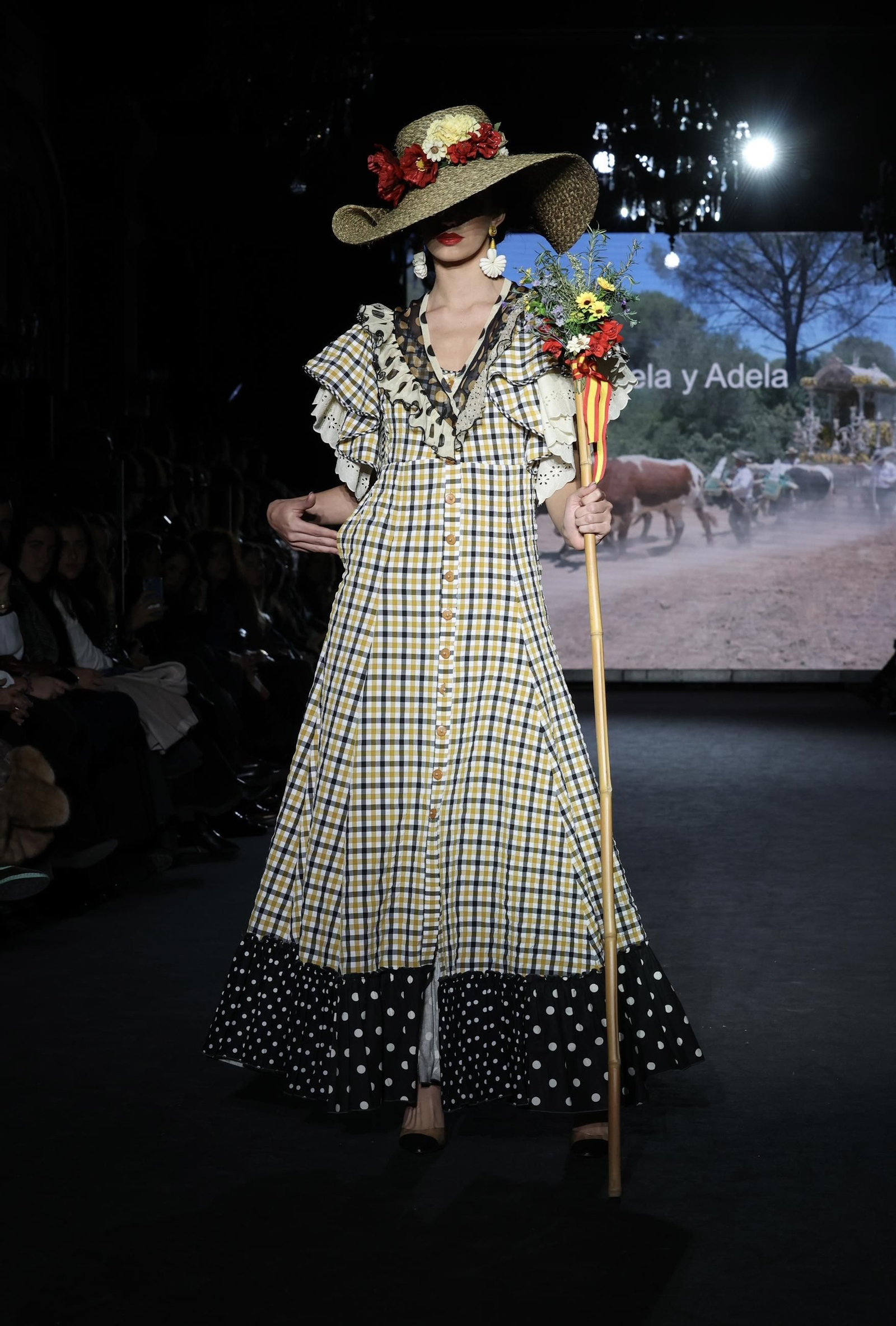 Desfile de la Hermandad del Rocío de Sevilla en We Love Flamenco 2025, todas las fotos