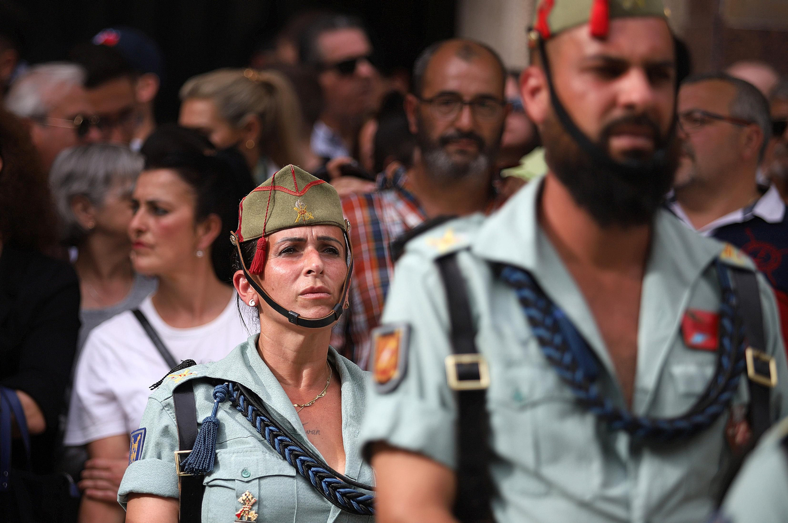 Sábado de Pasión: Imágenes de La Legión con el Cristo de la Vera+Cruz
