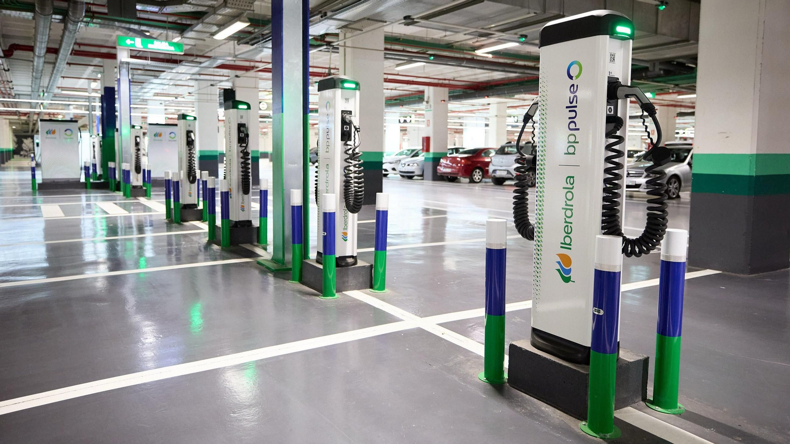 Puntos de recarga para vehículos eléctricos de Iberdrola.