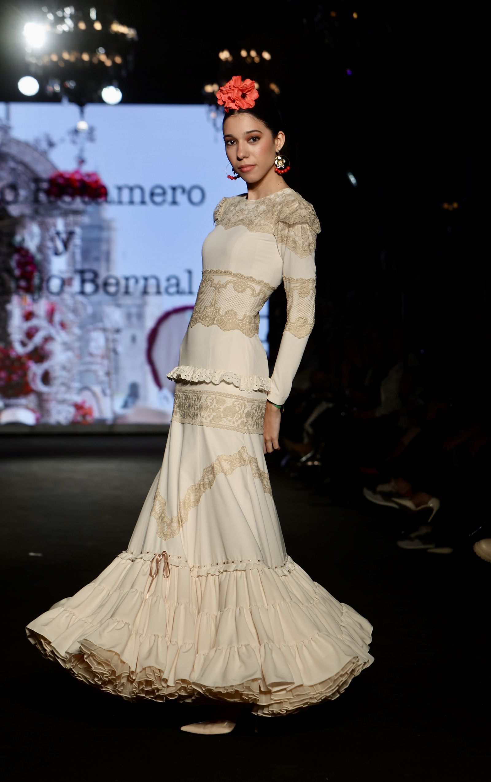 Desfile de la Hermandad del Rocío de Sevilla en We Love Flamenca 2024, todas las fotos