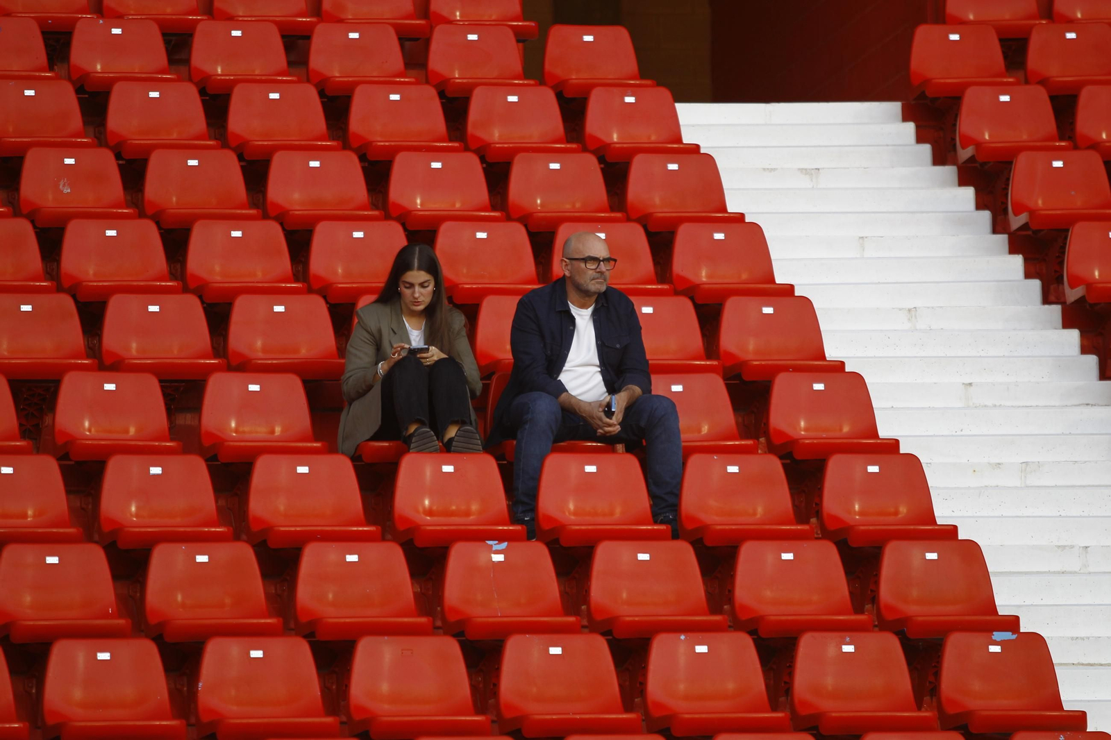 Búscate en las fotos del partido Almería-Albacete