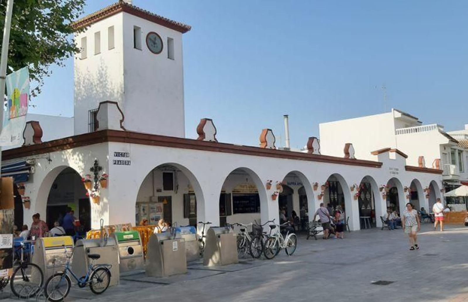 Una vista retrospectiva del Mercado de Abastos de Chipiona.