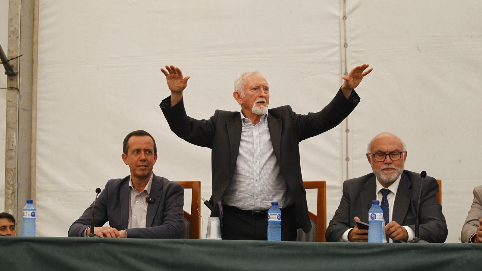 Antonio López durante su intervención.