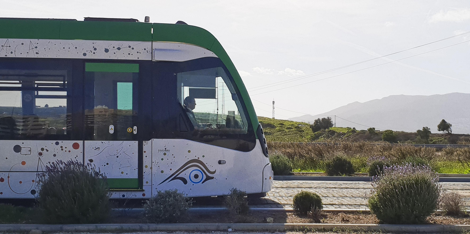 Un tren del Metro de Málaga. Un tren del Metro de Málaga.