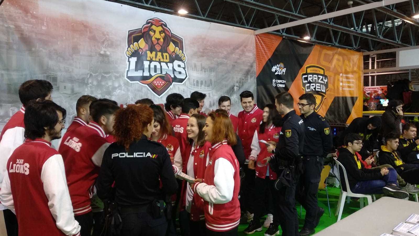 Presentación de la primera guía para 'gamers'