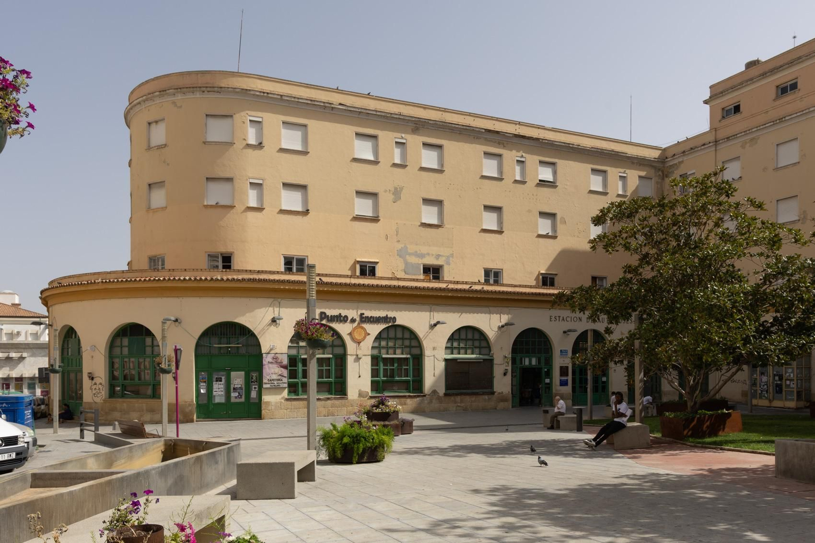 Estado actual de la estación de autobuses de Jaén, en imágenes