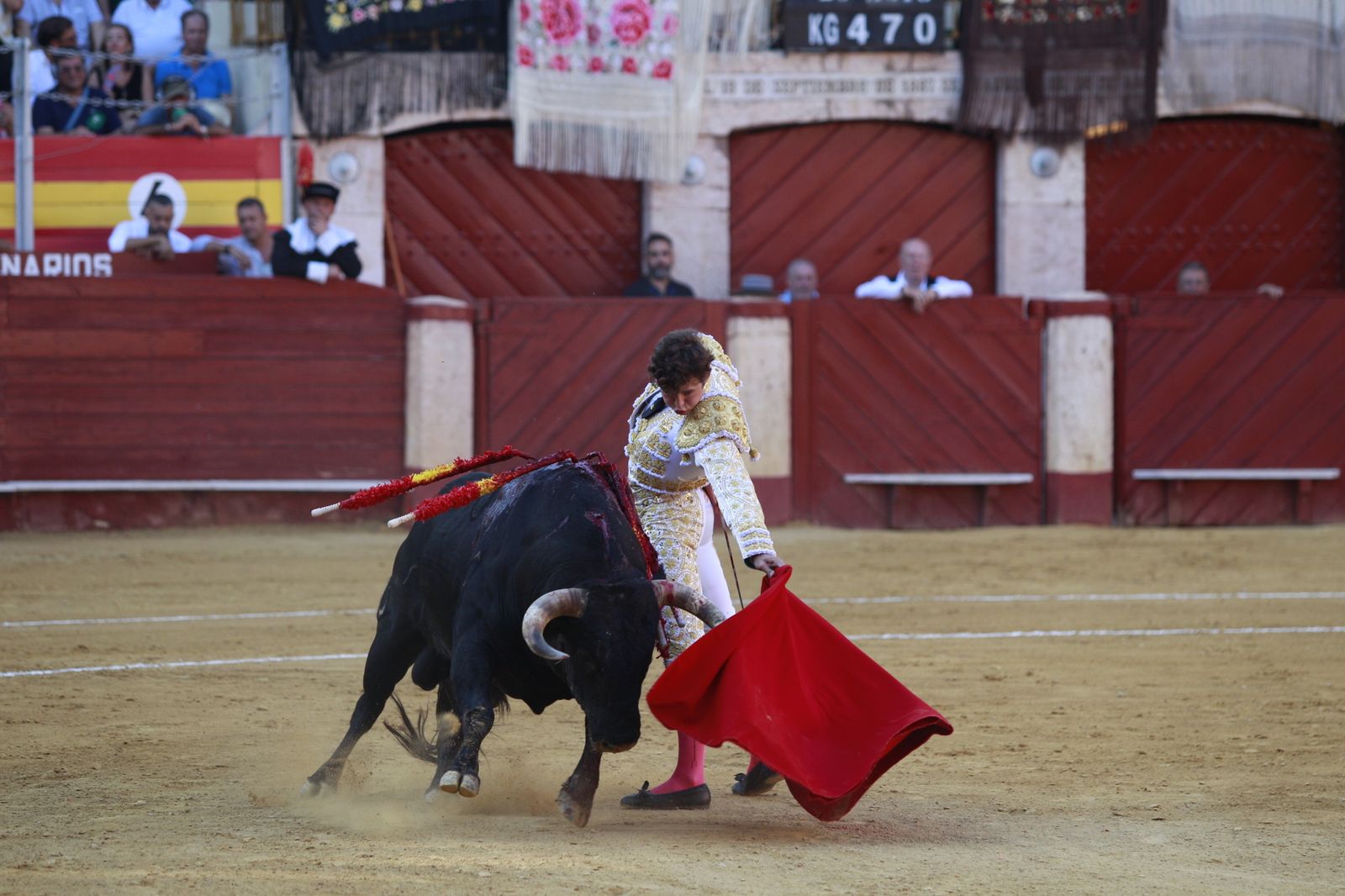 Imágenes del triunfo del torero almeriense Jorge Martínez el día de su alternativa