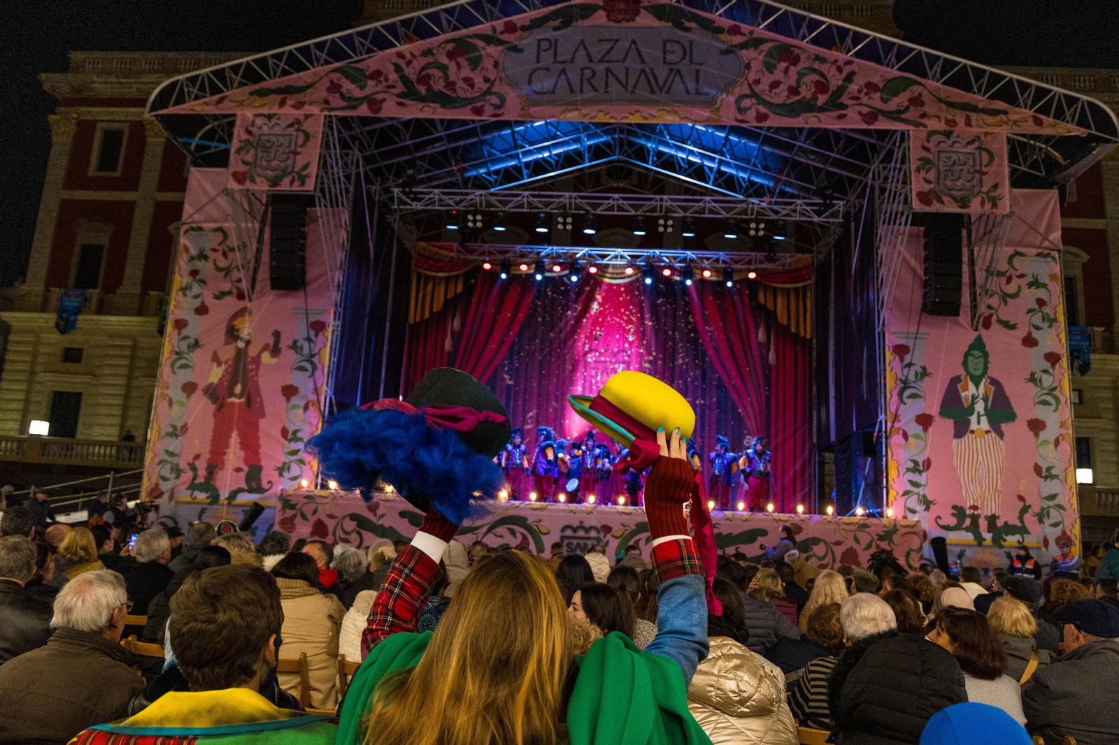 Gran Gala del Carnaval en San Fernando con el cuarteto del Gago y la comparsa de Martínez Ares