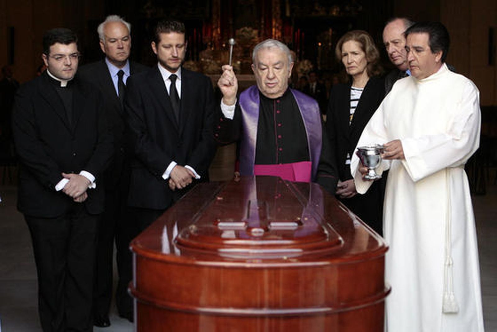 Funeral de José Zamoyski-Borbón, fallecido el pasado domingo 23 de mayo en la aldea de El Rocío.  Foto: Juan Carlos Muñoz