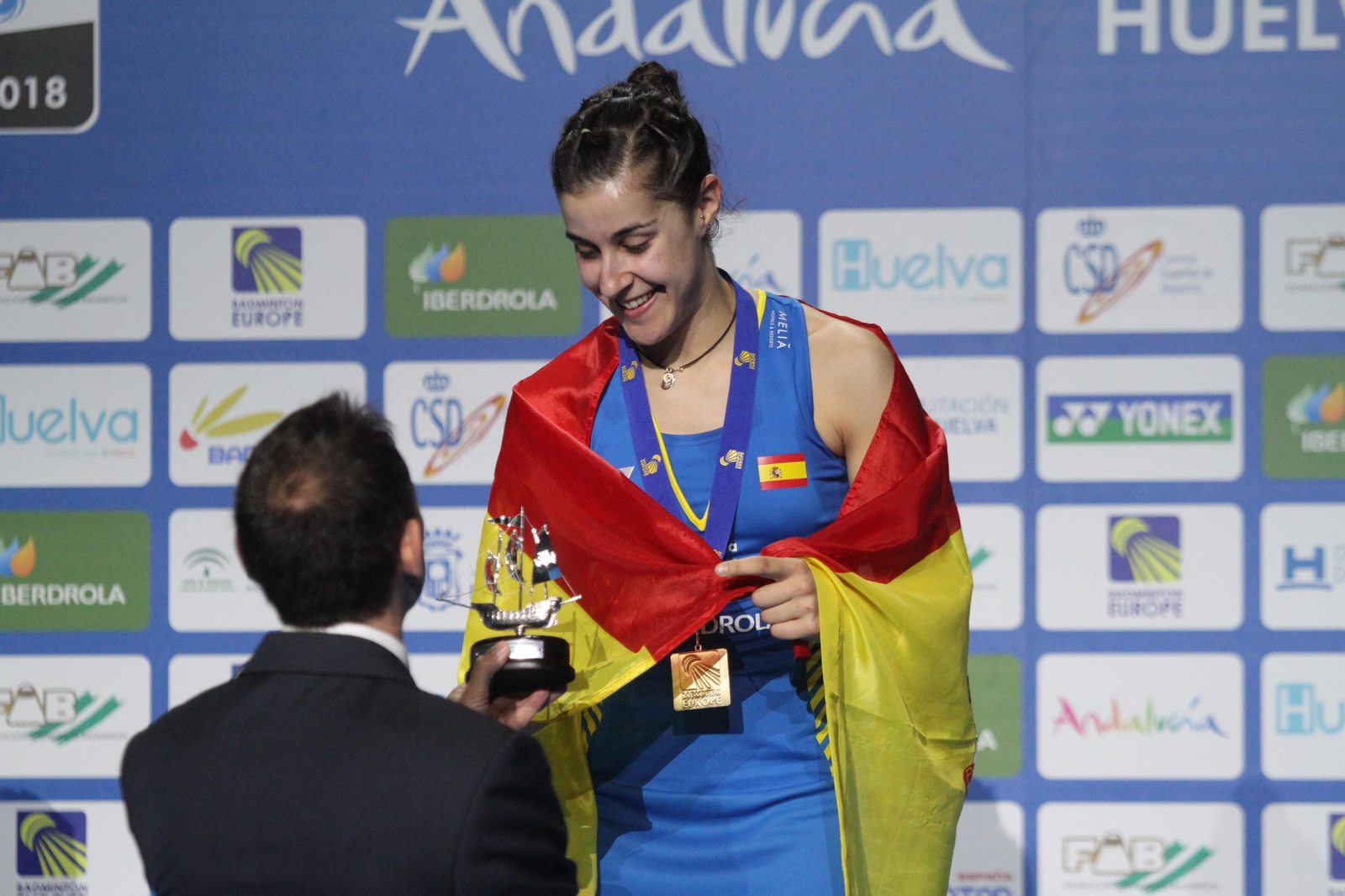 Partido y victoria de Carolina Marín en el Europeo de Bádminton celebrado en Huelva