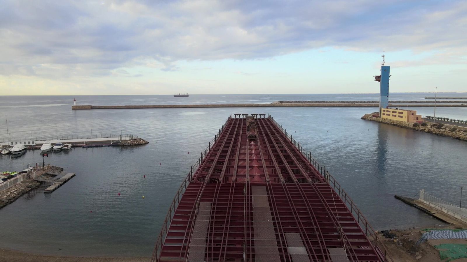 Es la estampa al Mediterráneo que almerienses y visitantes podrán apreciar desde el paseo peatonal del Cable Inglés