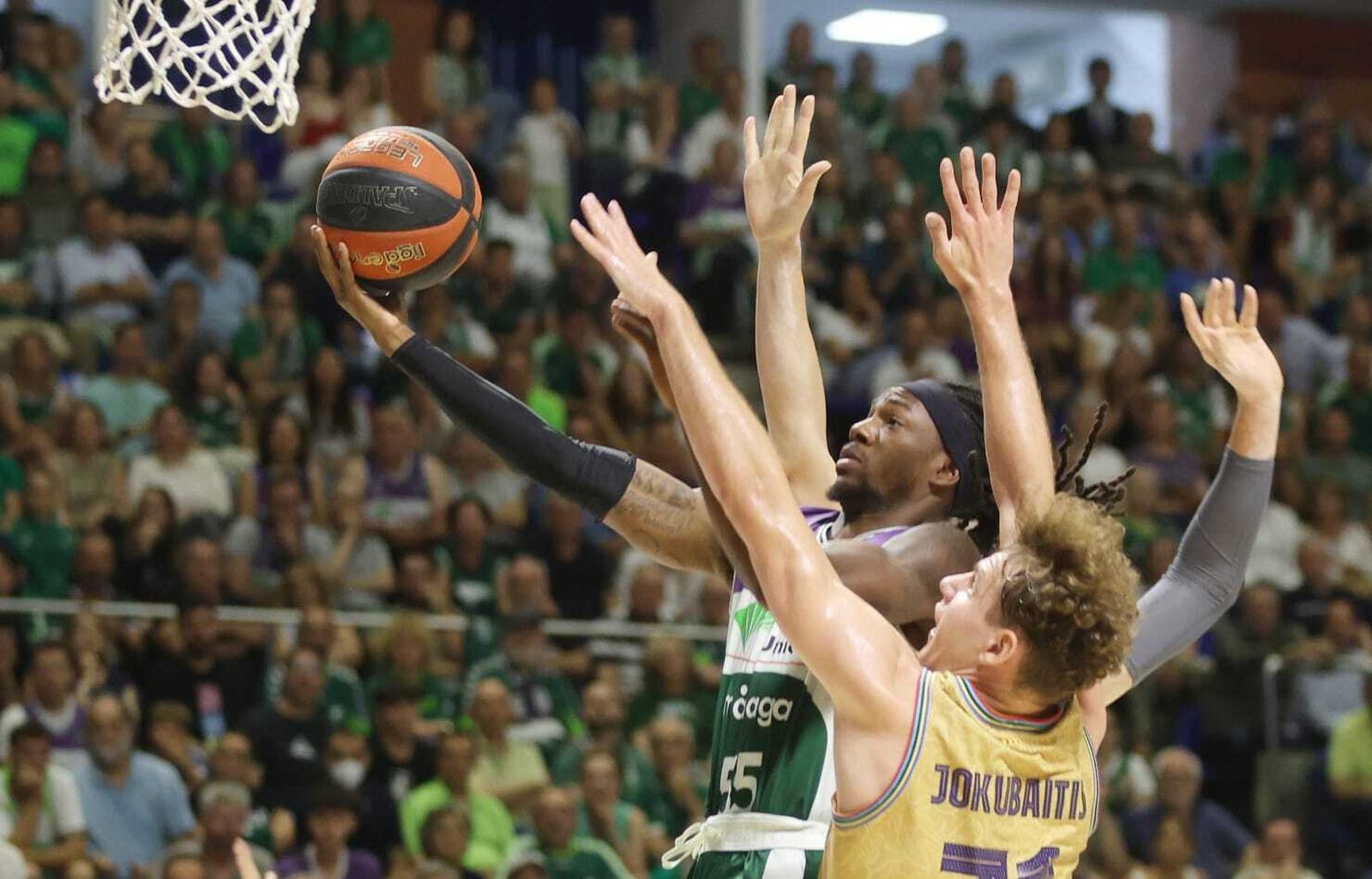 El Unicaja-Barcelona, en fotos