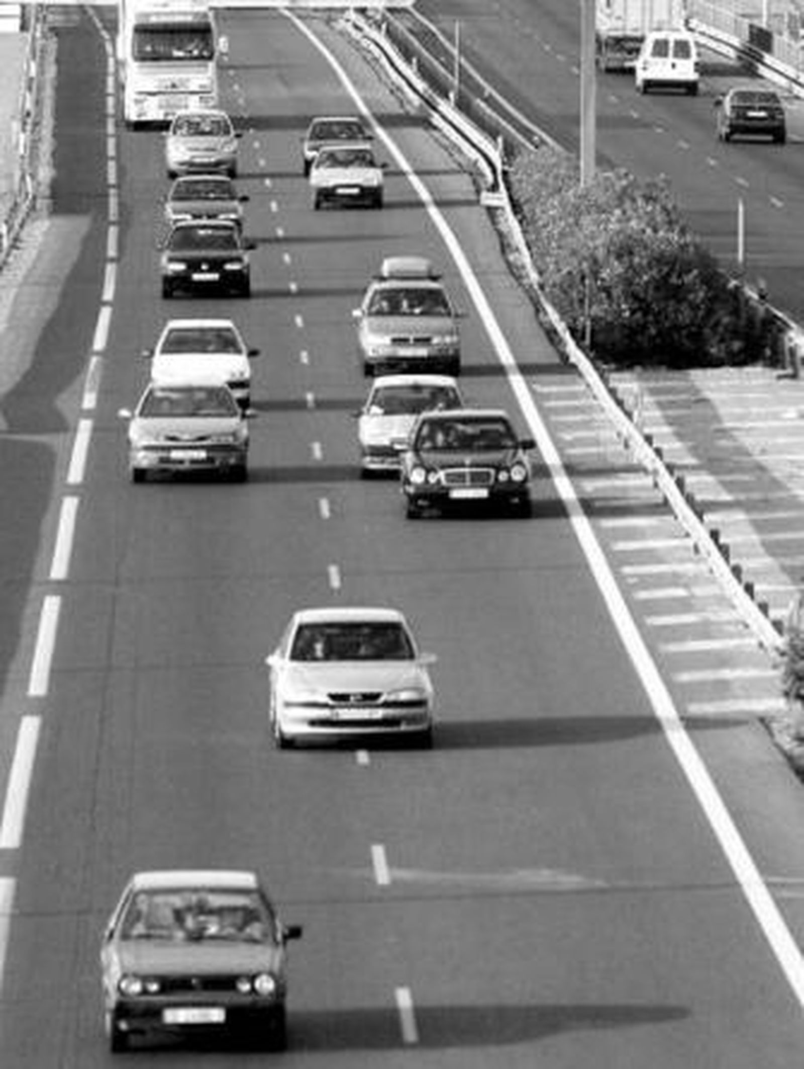 La red viaria de la provincia se libró ayer de retenciones.