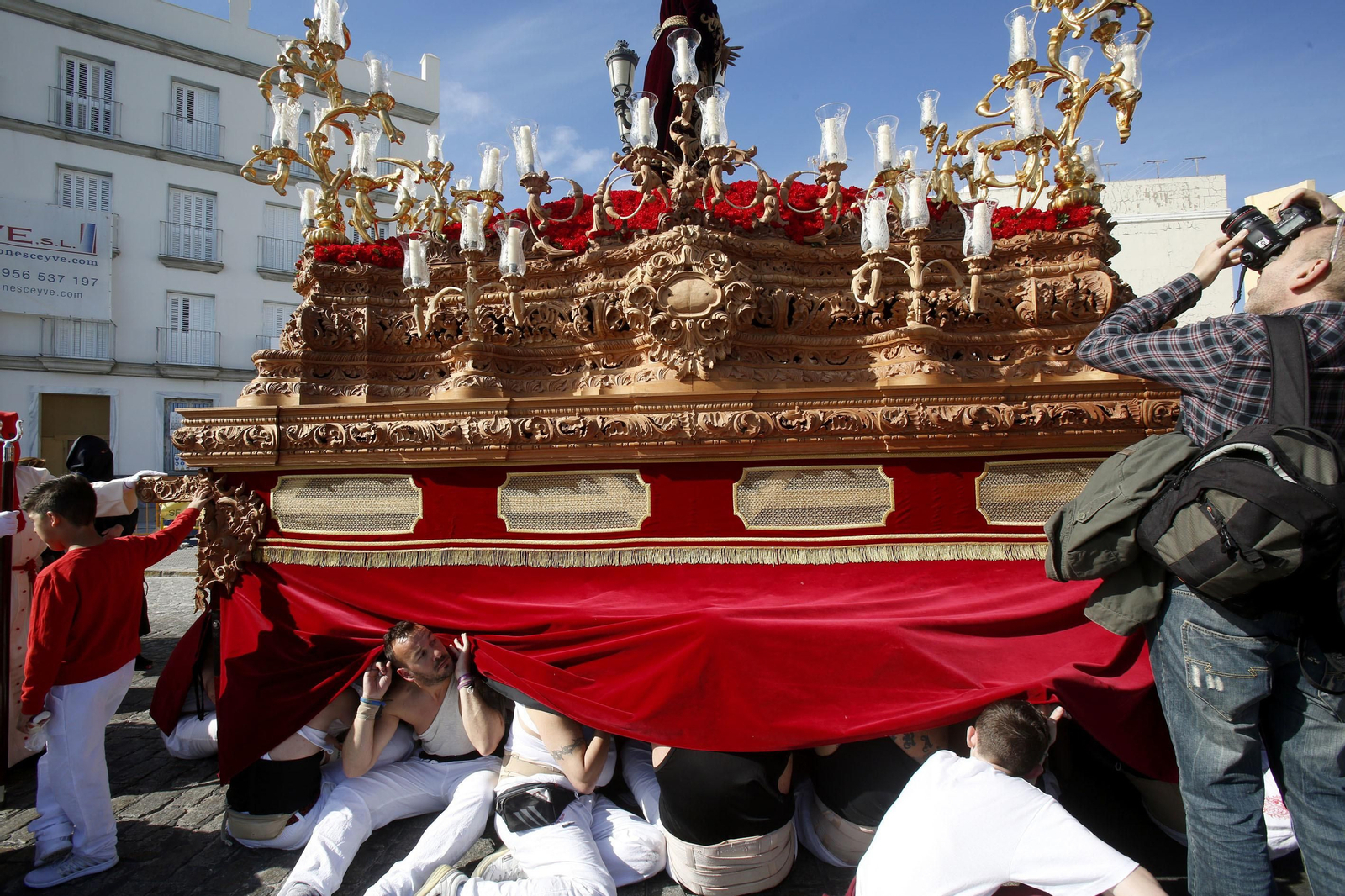 Salida procesional de Las Penas