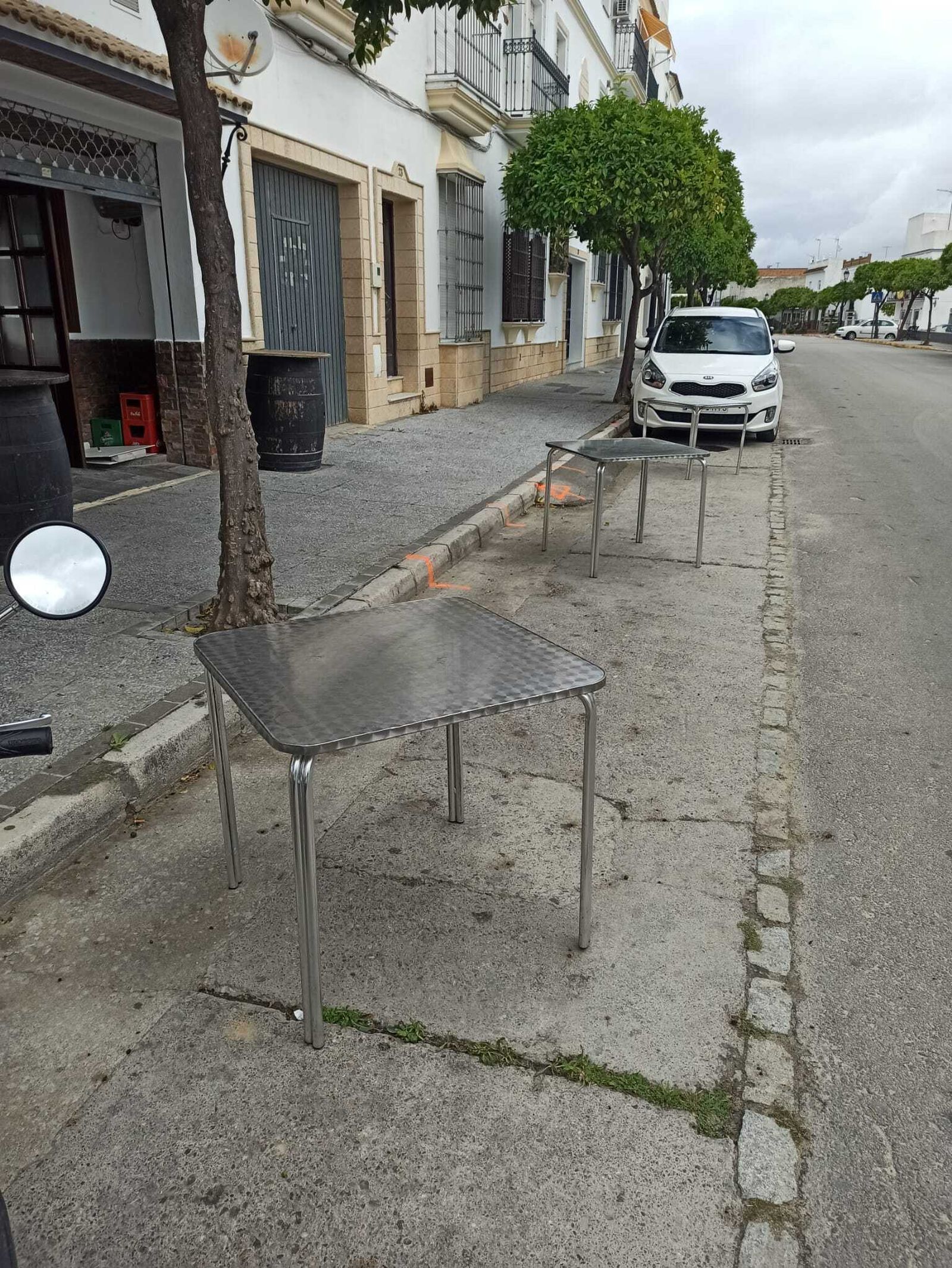 Una de las terrazas de un negocio local.