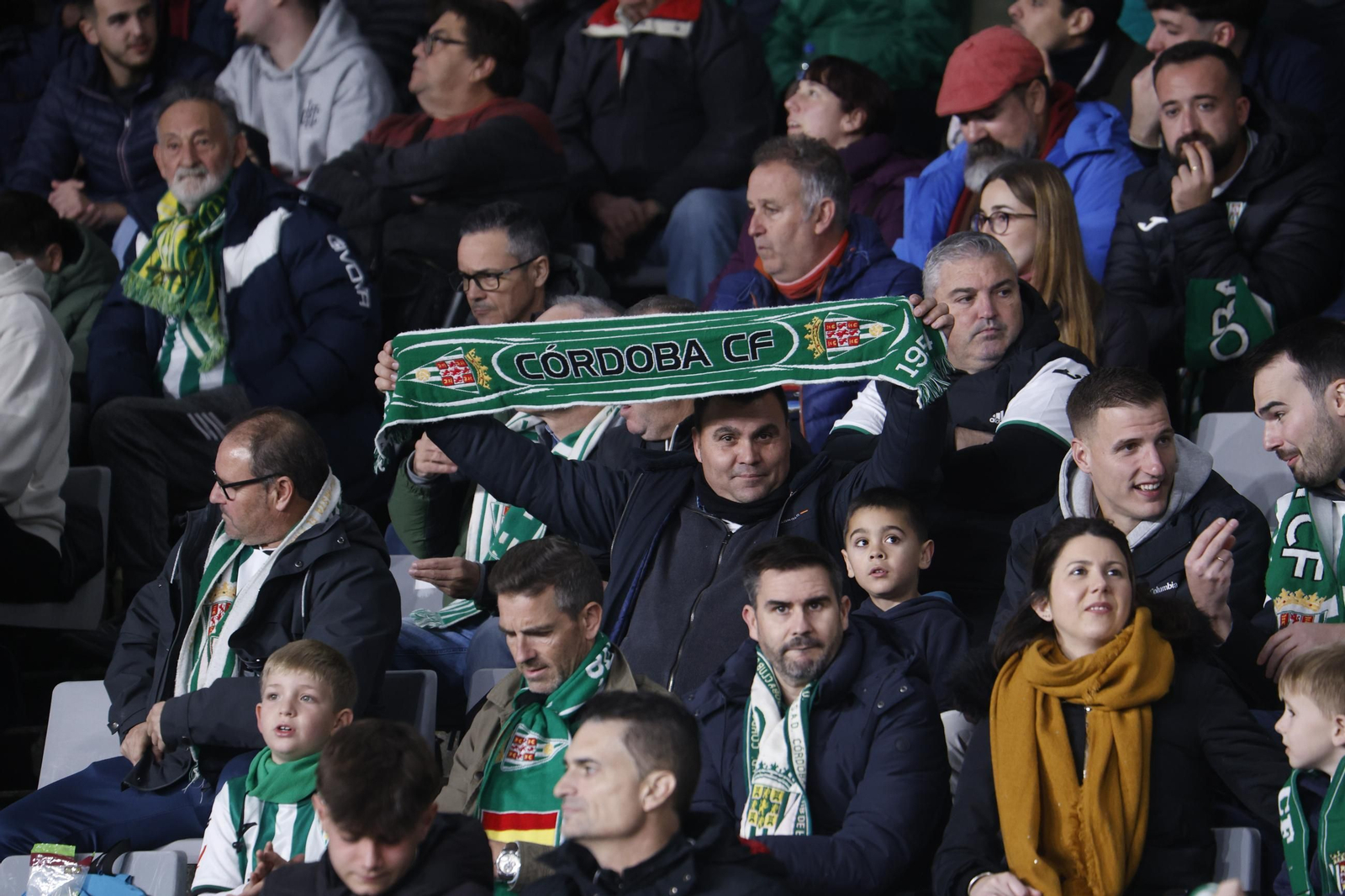 Las mejores fotos del ambiente en el Córdoba CF - Cádiz